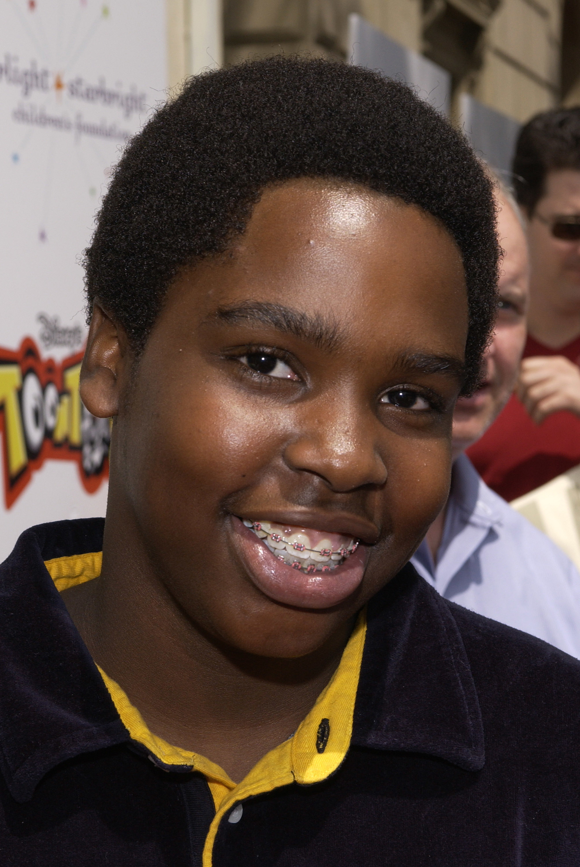 Daniel Curtis Lee poses at a Disney event for the Starlight Starbright Children&#x27;s Foundation on August 21, 2004