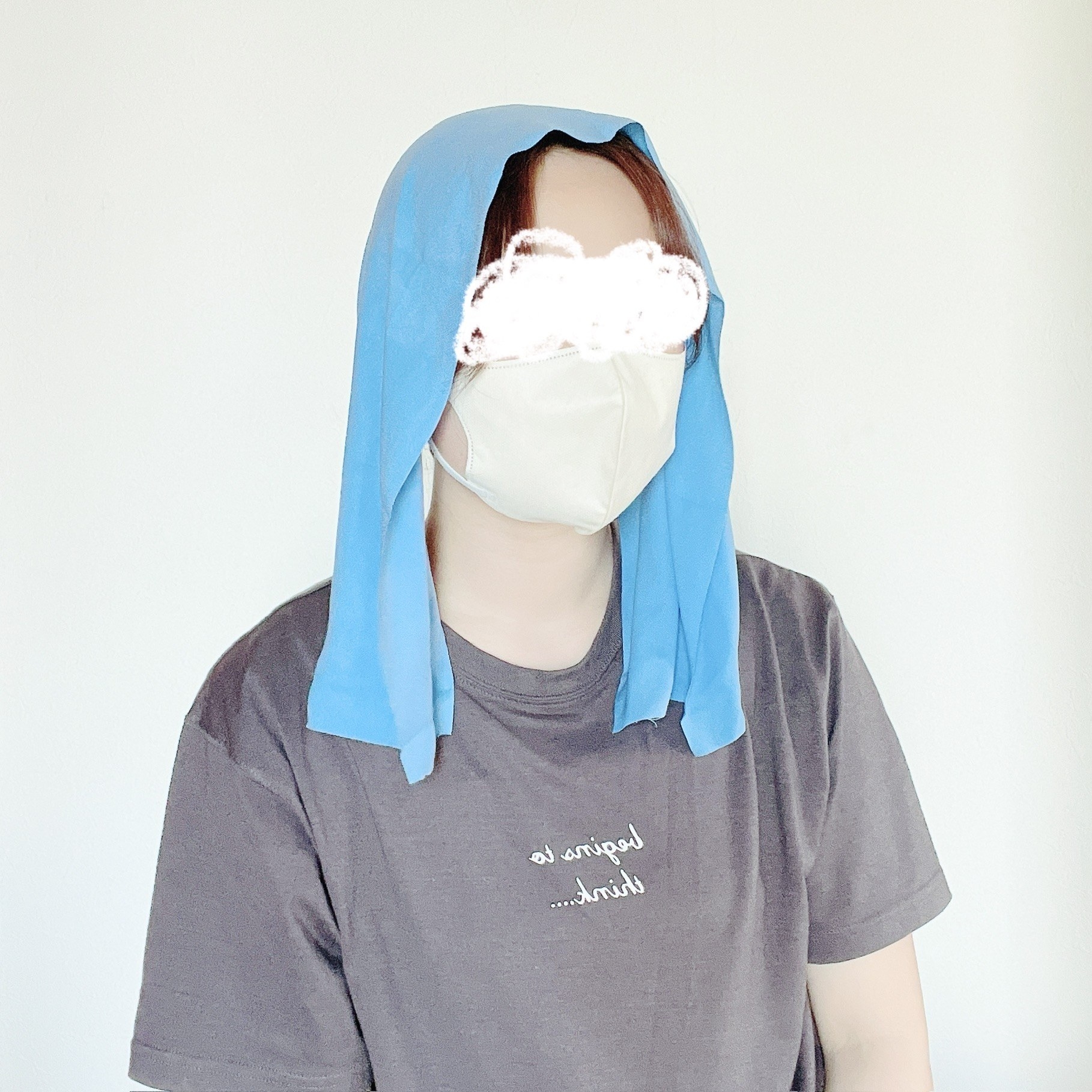 3coinsのおすすめの便利アイテム「ポーチ付きクールタオル」