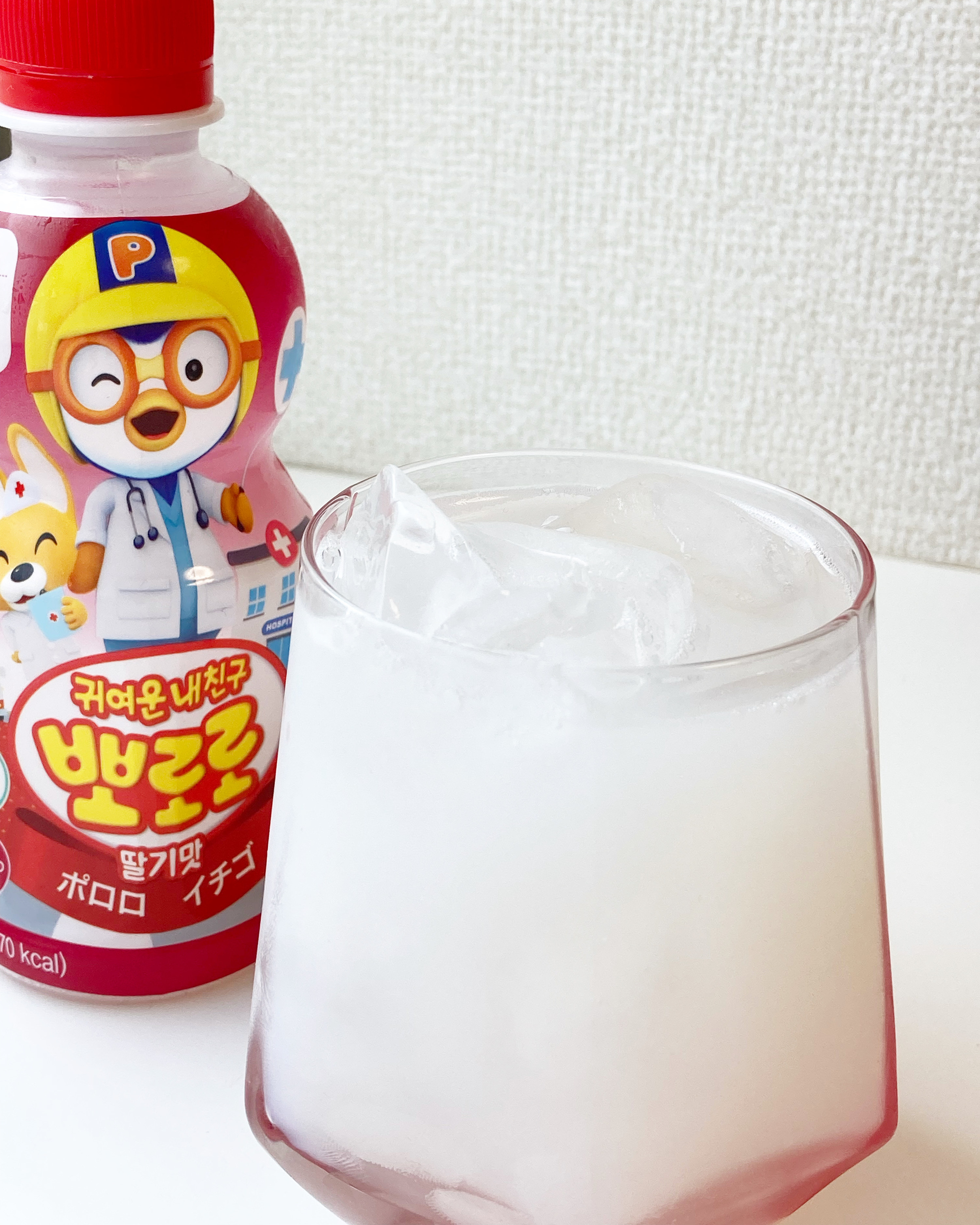 DAISO（ダイソー）の韓国ドリンク「ポロロ イチゴ味 235ml」