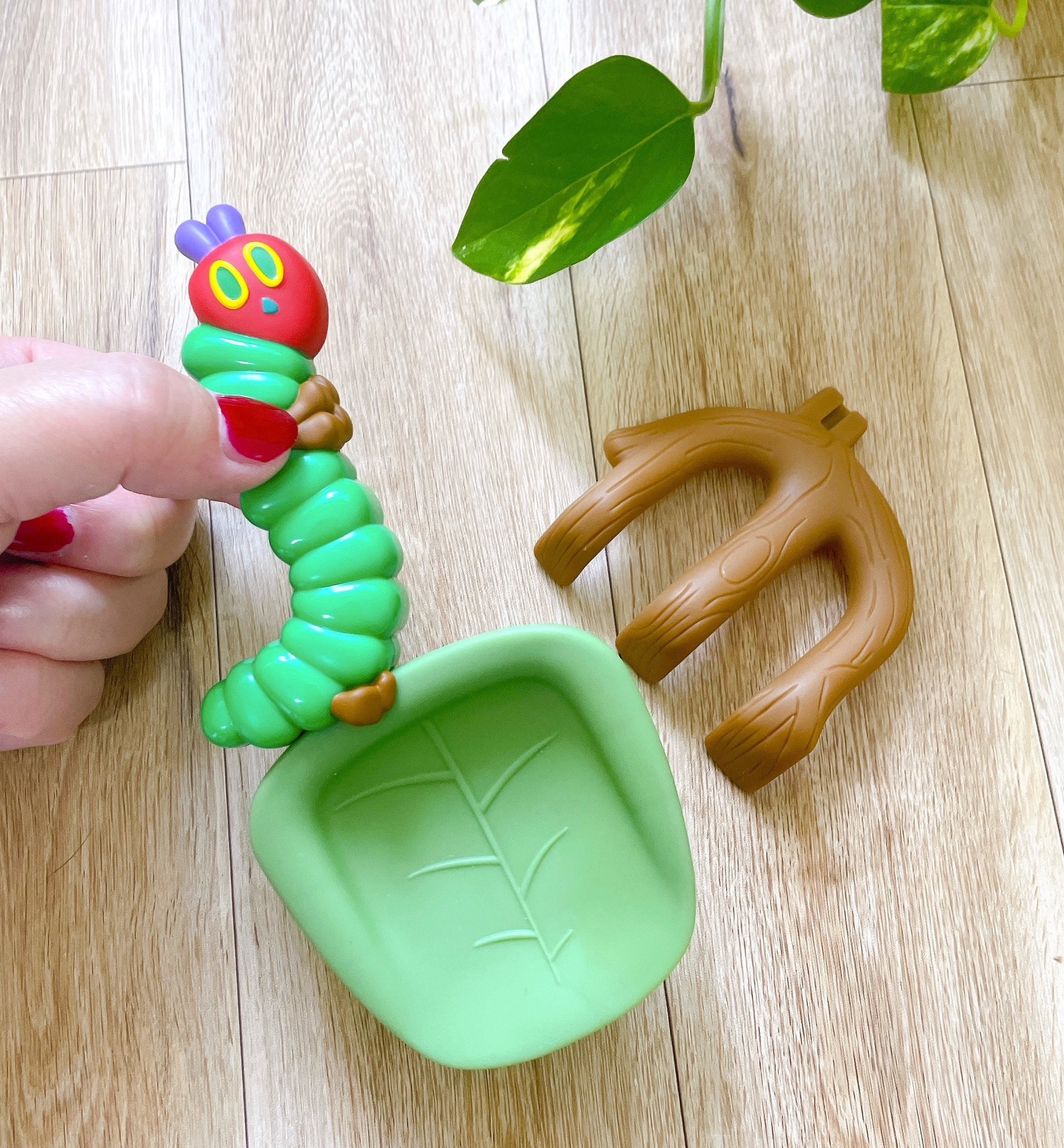 マクドナルド（マック）のおすすめハッピーセット2023「はらぺこあおむし」