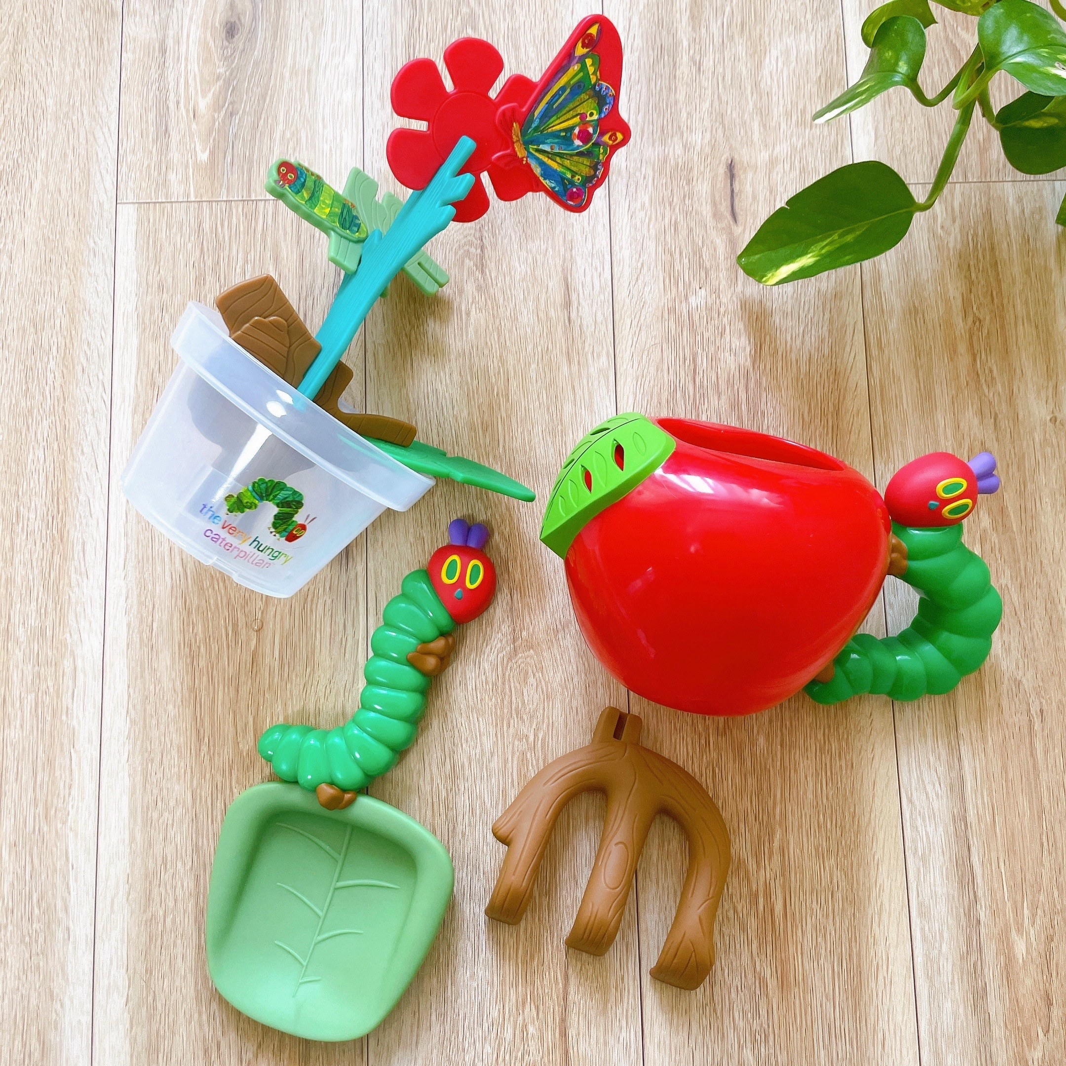 マクドナルド（マック）のおすすめハッピーセット2023「はらぺこあおむし」