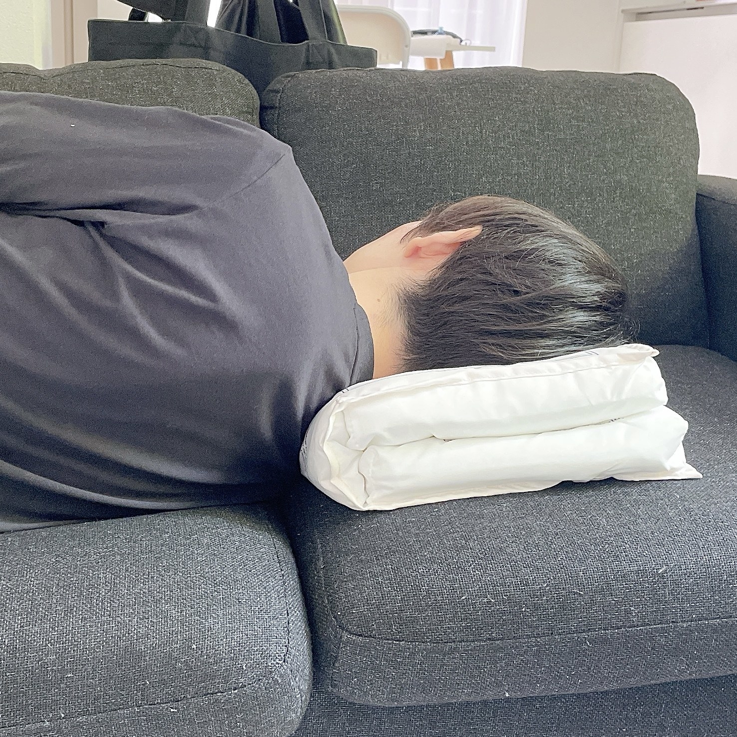 salut!（サリュ）のおすすめのアイテム「【Winnie the Pooh】ブック型クッション」