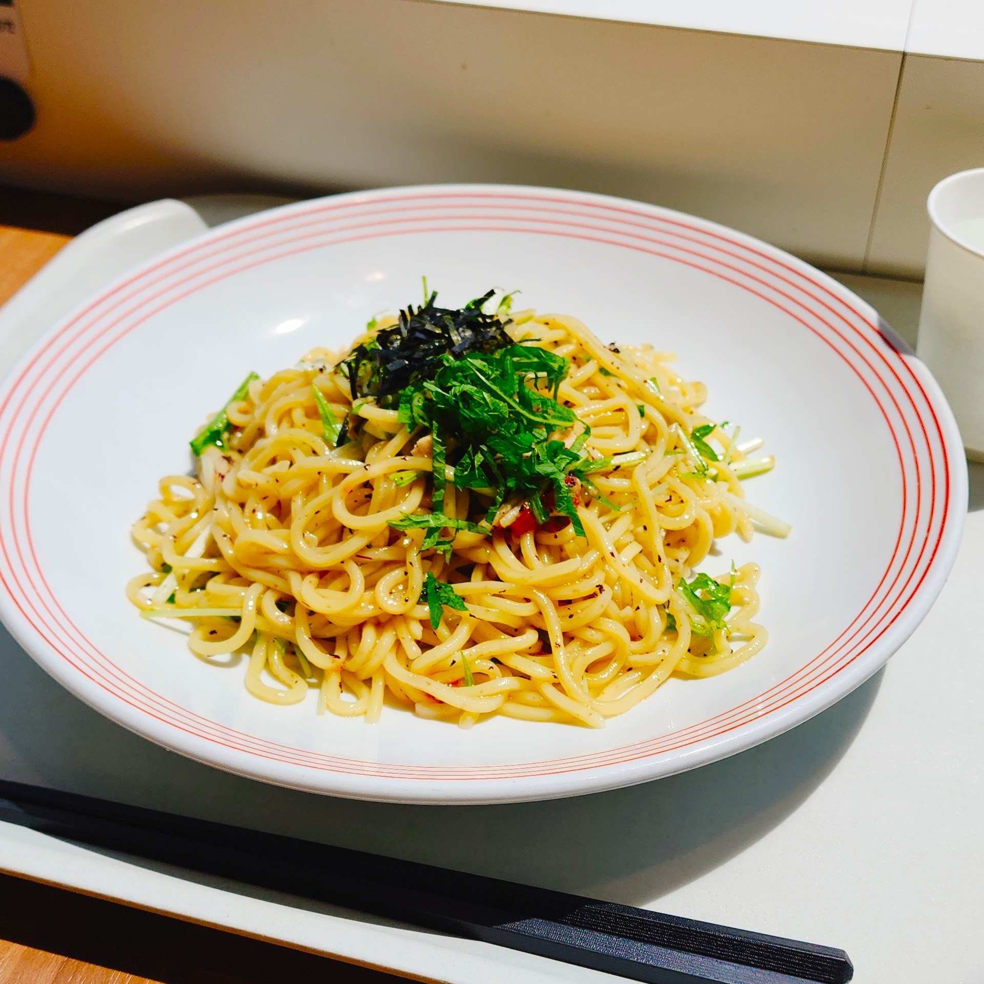 リンガーハットのおすすめ期間限定メニュー「梅肉と鶏むね肉の冷やしまぜめん」