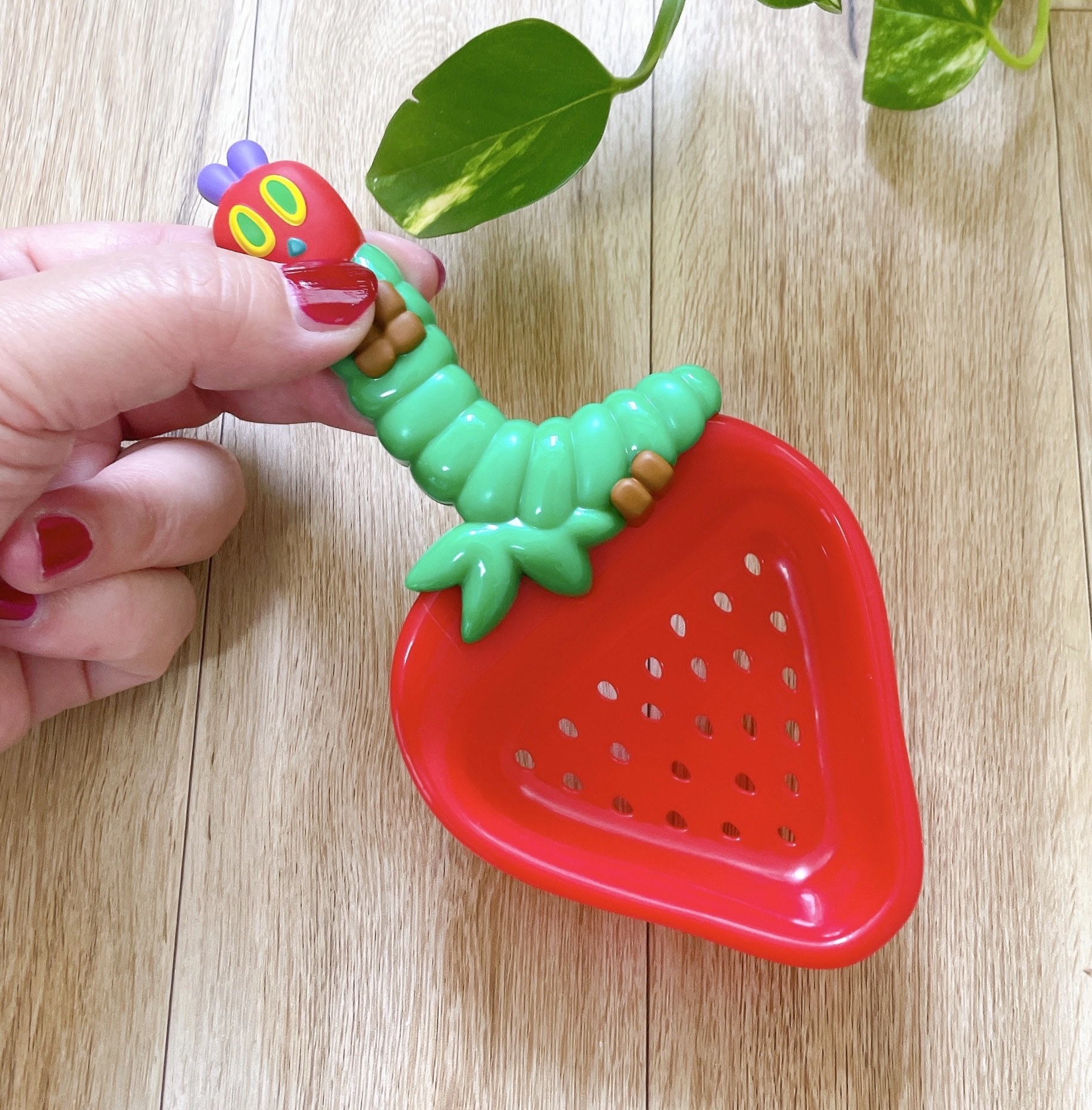 マクドナルド(マック)のおすすめハッピーセット2023「はらぺこあおむし」