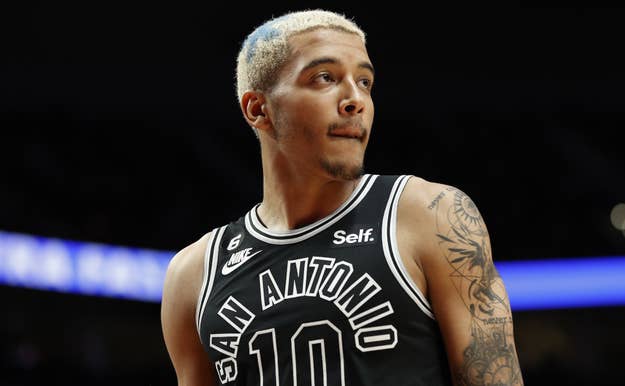 Jeremy Sochan #10 of the San Antonio Spurs during the fourth quarter against the Portland Trail Blazers on January 23, 2023