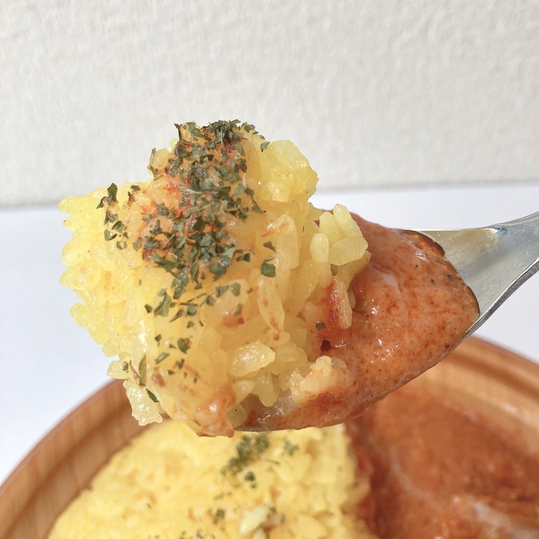 FamilyMart(ファミリーマート)のオススメのカレー「カッチャルバッチャル監修 バターチキンカレー」