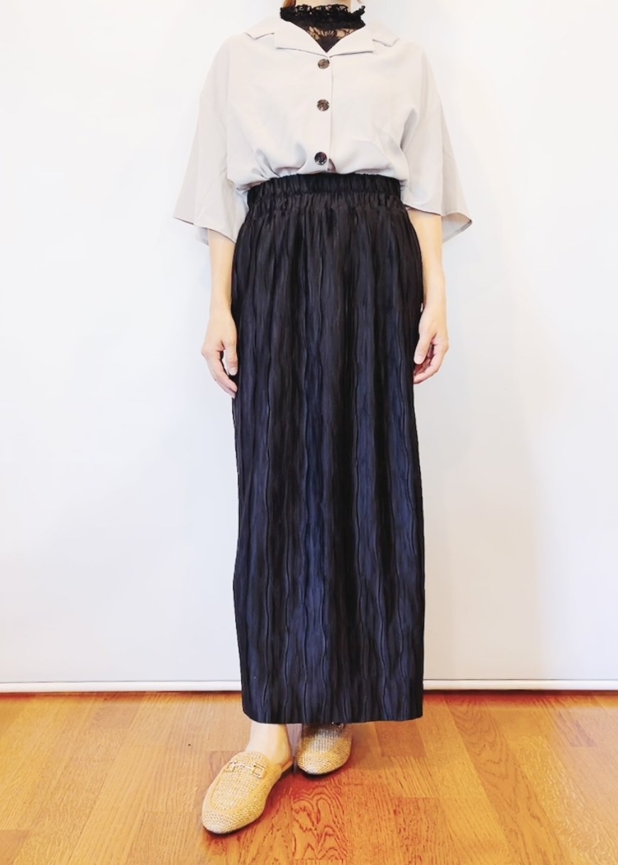 しまむらのオススメのアイテム「ウェーブプリーツナロースカート」