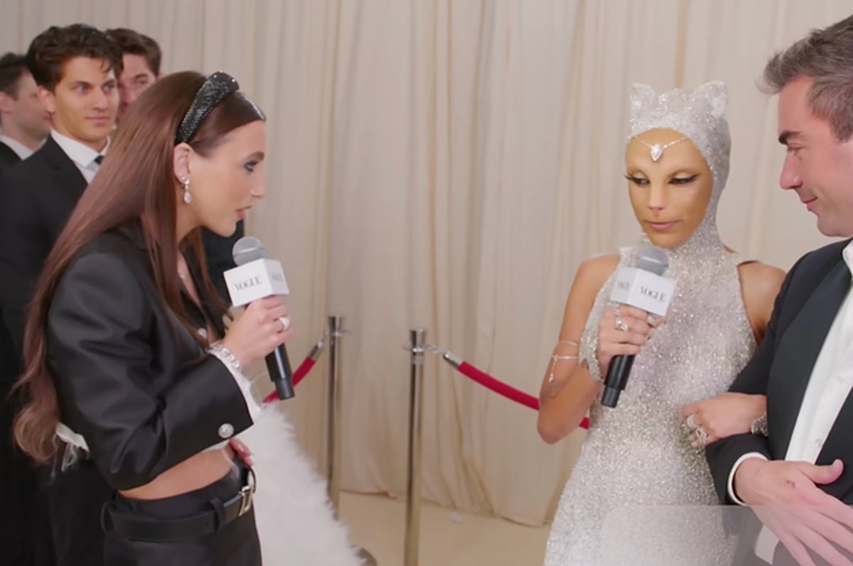 Doja Cat and Emma Chamberlain's 2023 Met Gala Interview