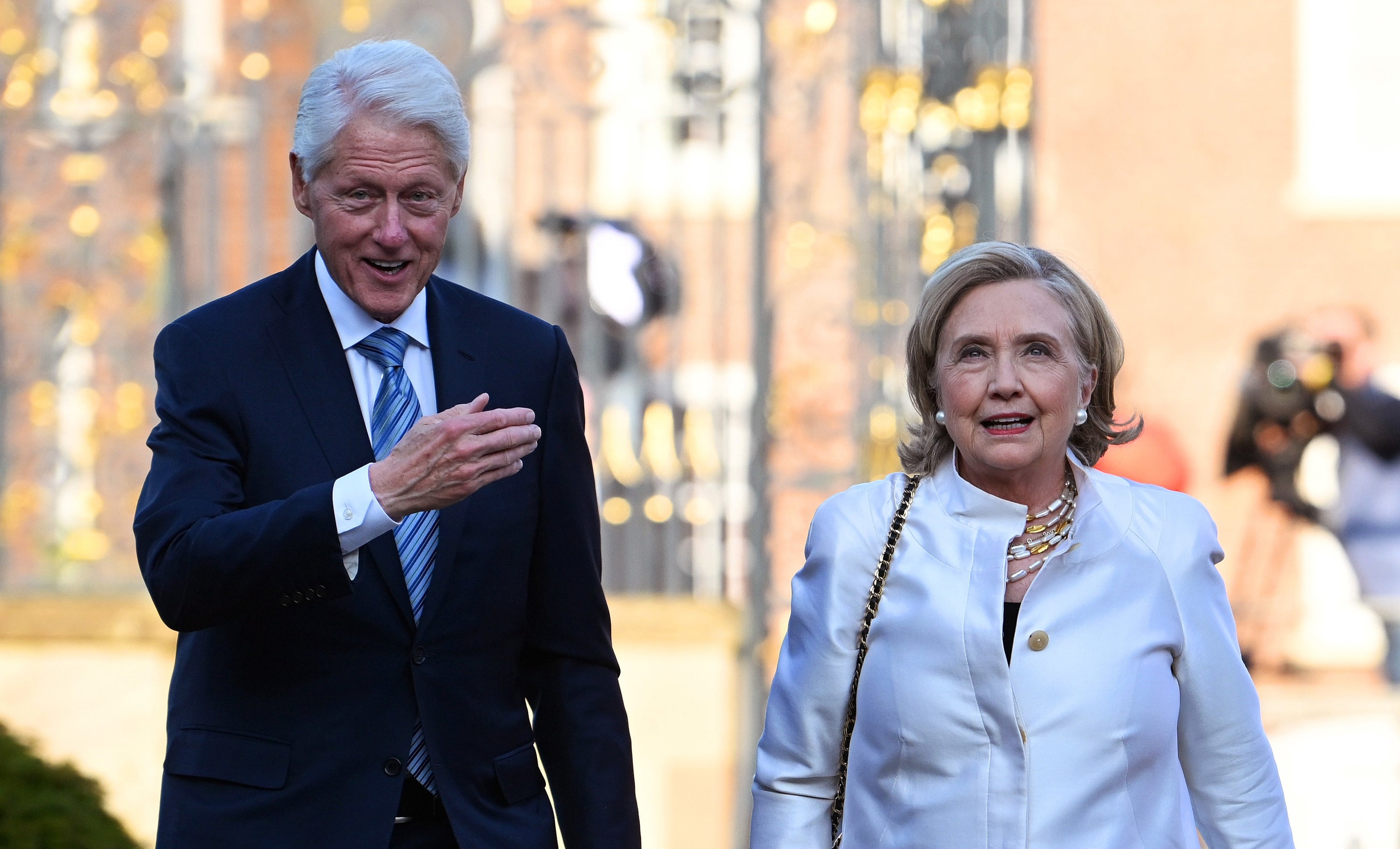 bill and hillary clinton in belfast