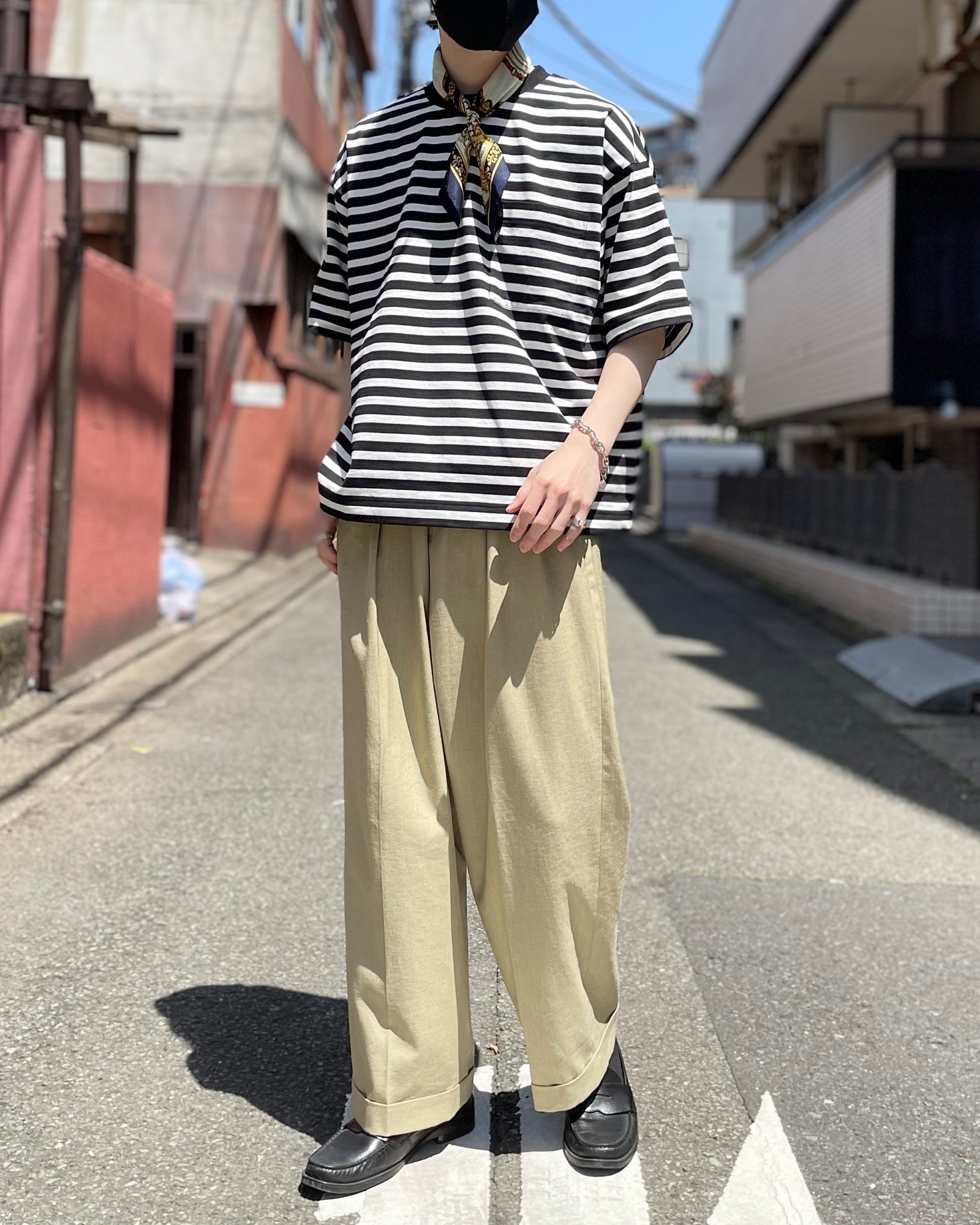 無印良品のおすすめのメンズアイテム「天竺編みクルーネックＴシャツ（ボーダー）」のコーディネート