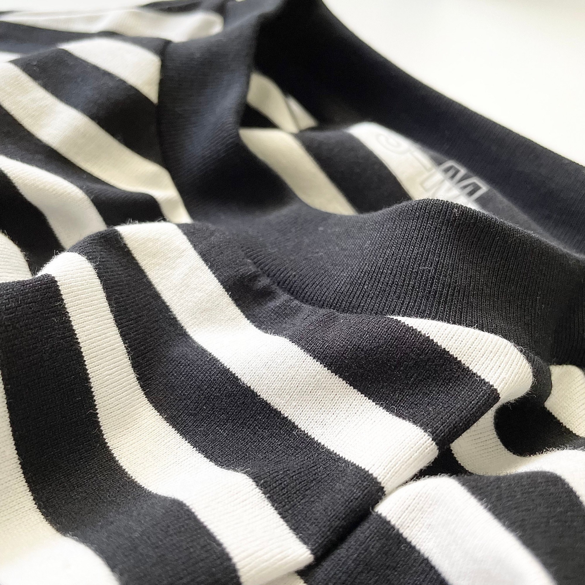 無印良品のおすすめのメンズアイテム「天竺編みクルーネックＴシャツ（ボーダー）」