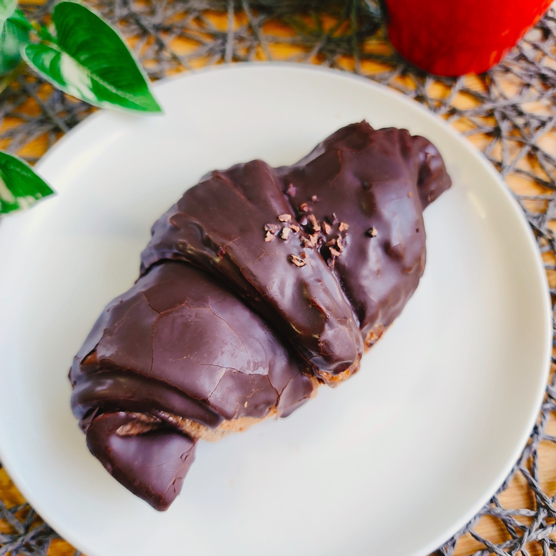 LAWSON（ローソン）のおすすめパン「GODIVA ショコラクロワッサン」