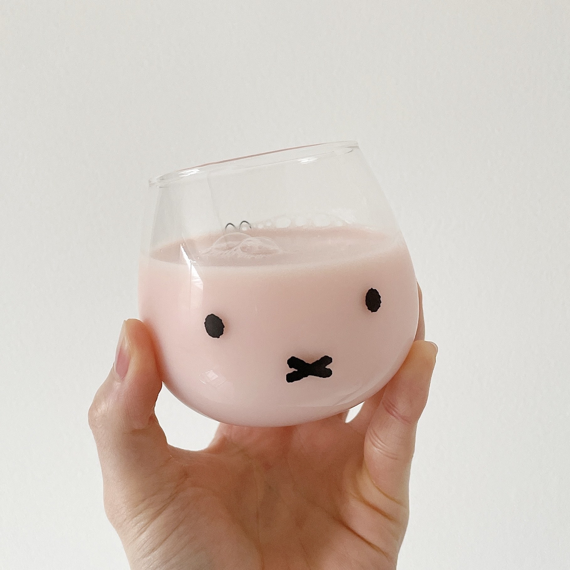 ロフトのオススメの雑貨「ミッフィーゆらゆらタンブラー（フェイス）」