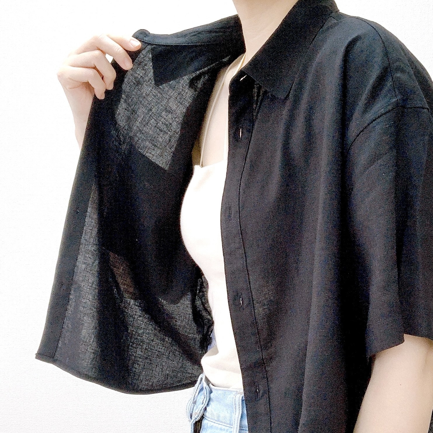 GU（ジーユー）のおすすめのレディースアイテム「リネンブレンドクロップドシャツ（5分袖）」