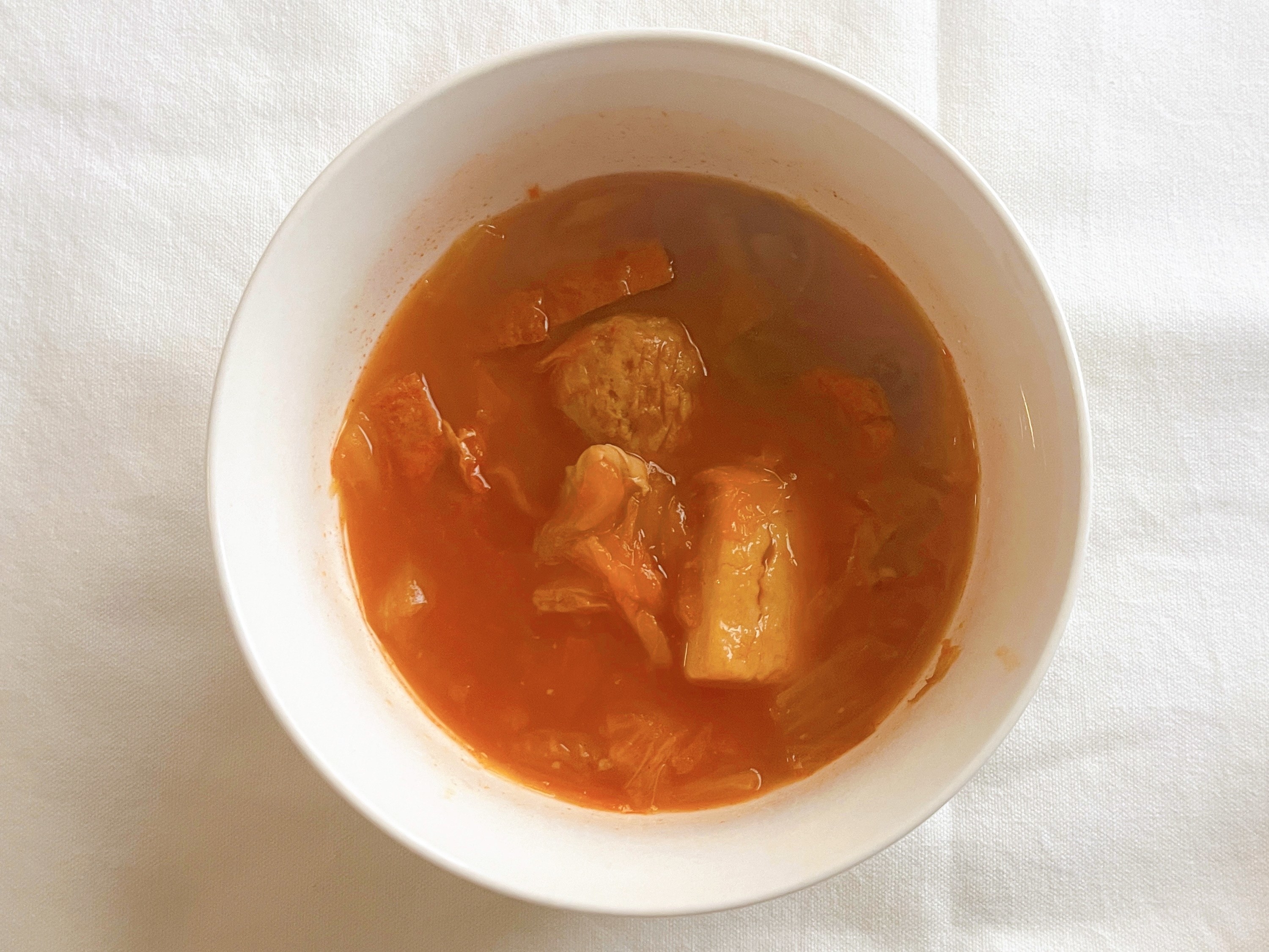 セブン-イレブンのオススメのチルド商品「レンジで簡単 赤から小鍋 210g」