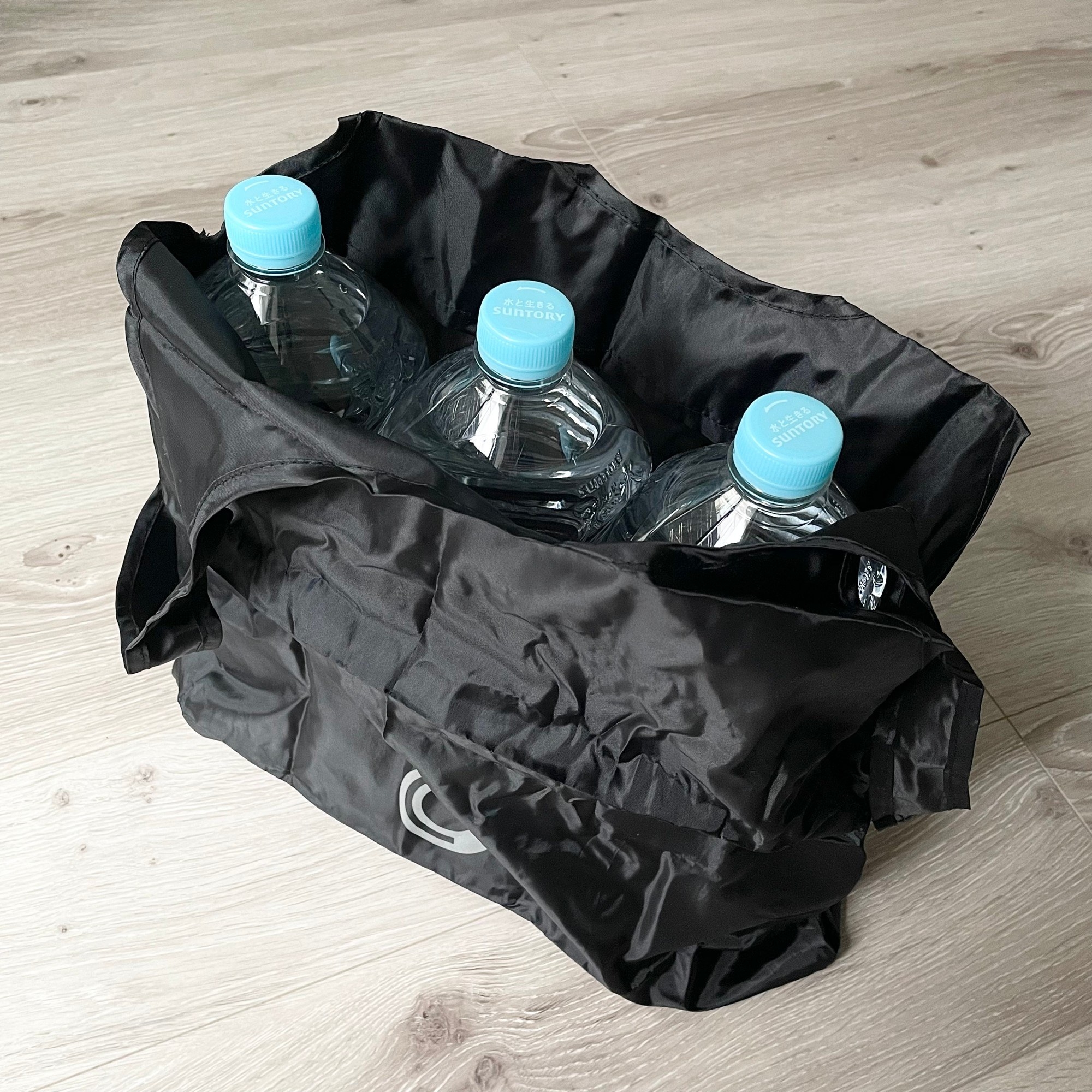 FamilyMart（ファミリーマート）のおすすめのアイテム「エコバッグ くろ」