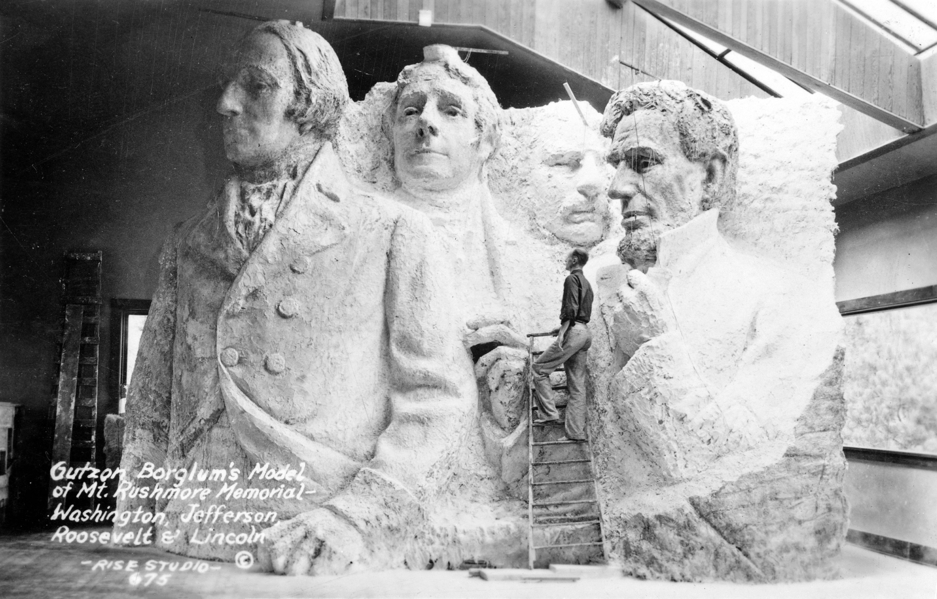 A model for Mount Rushmore