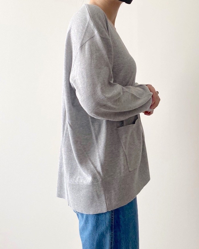 GU（ジーユー）のおすすめアイテム「UVカットオーバーサイズカーディガン（長袖）」