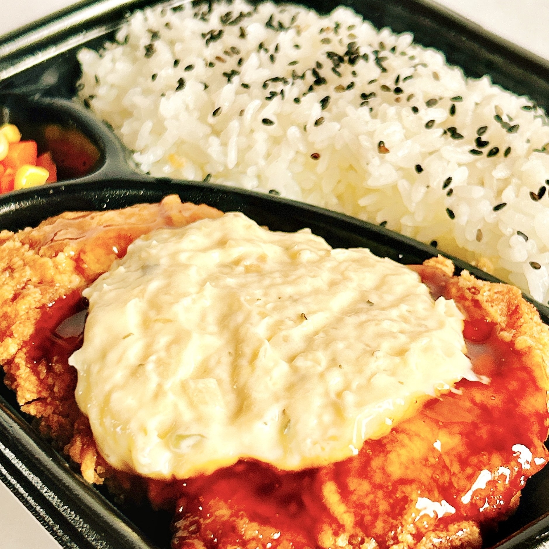 LAWSON(ローソン)のオススメの弁当「これがチキン南蛮弁当」