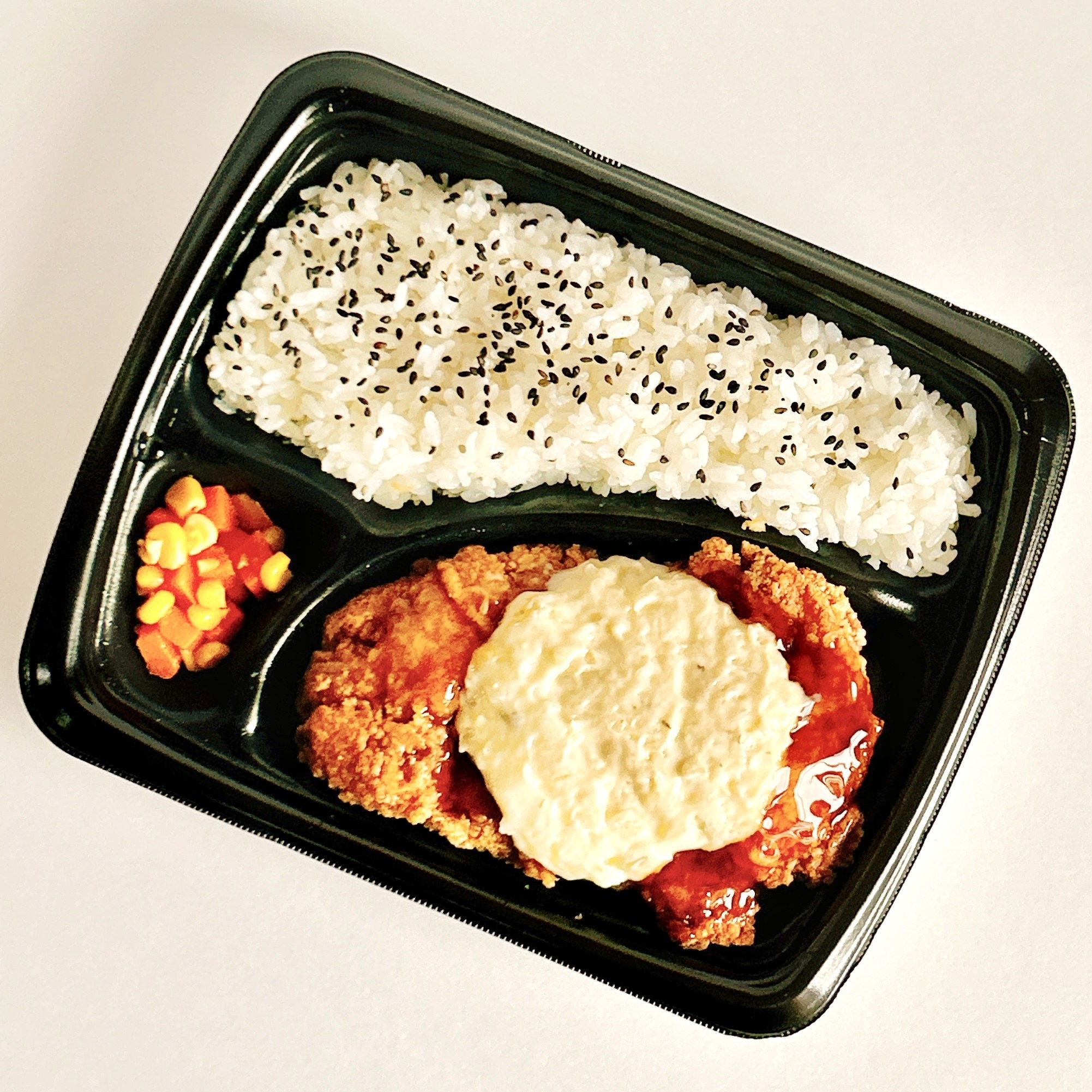 LAWSON(ローソン)のオススメの弁当「これがチキン南蛮弁当」