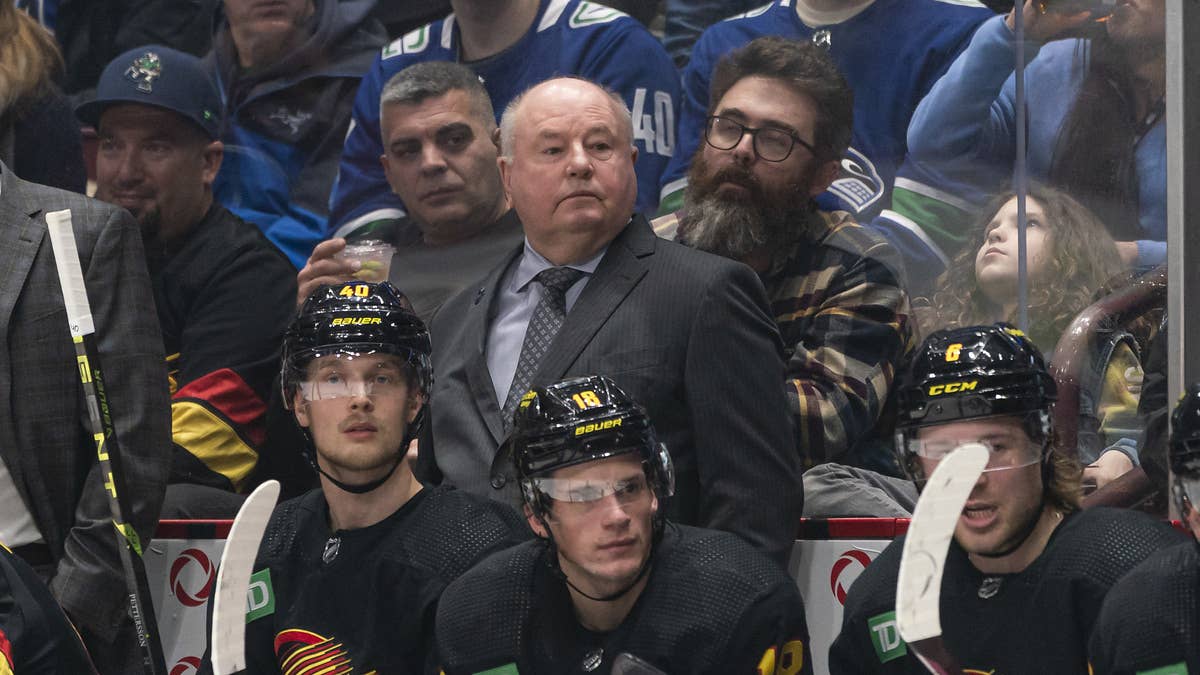 Before Kevin Owens and Sami Zayn suited up for their match on Monday Night Raw, Bruce Boudreau motivated them with some words of encouragement.