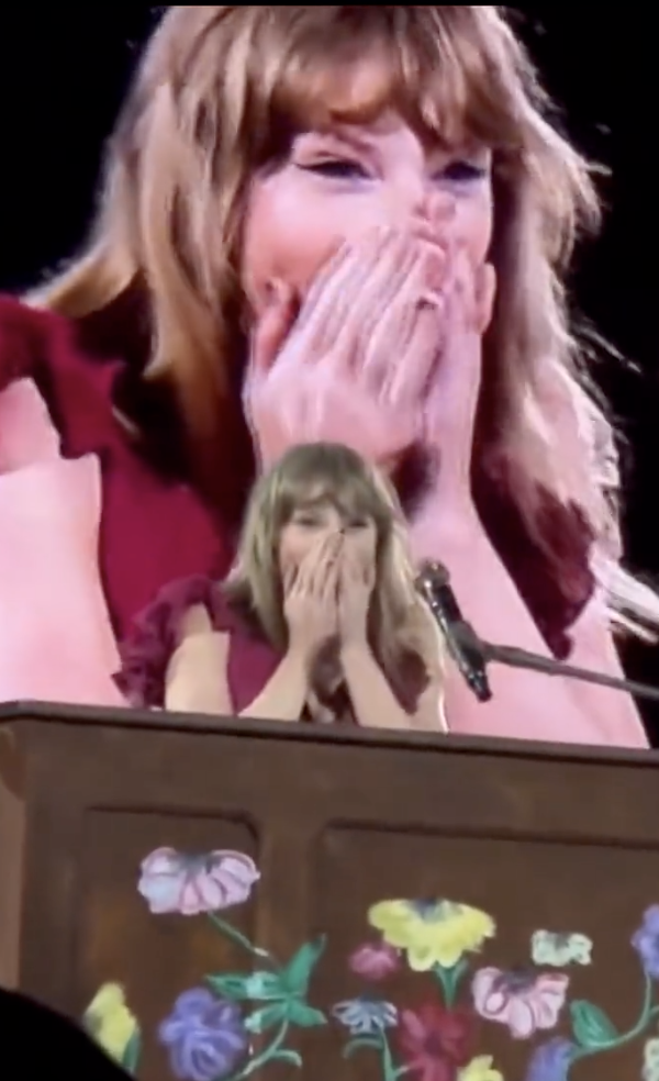 Taylor Swift onstage