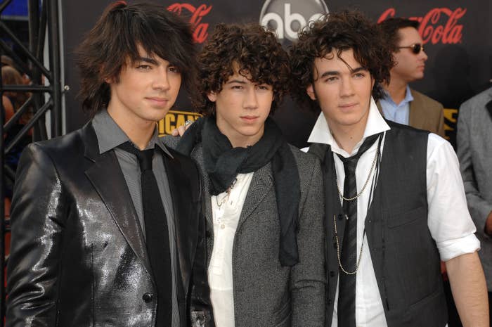Closeup of the Jonas Brothers