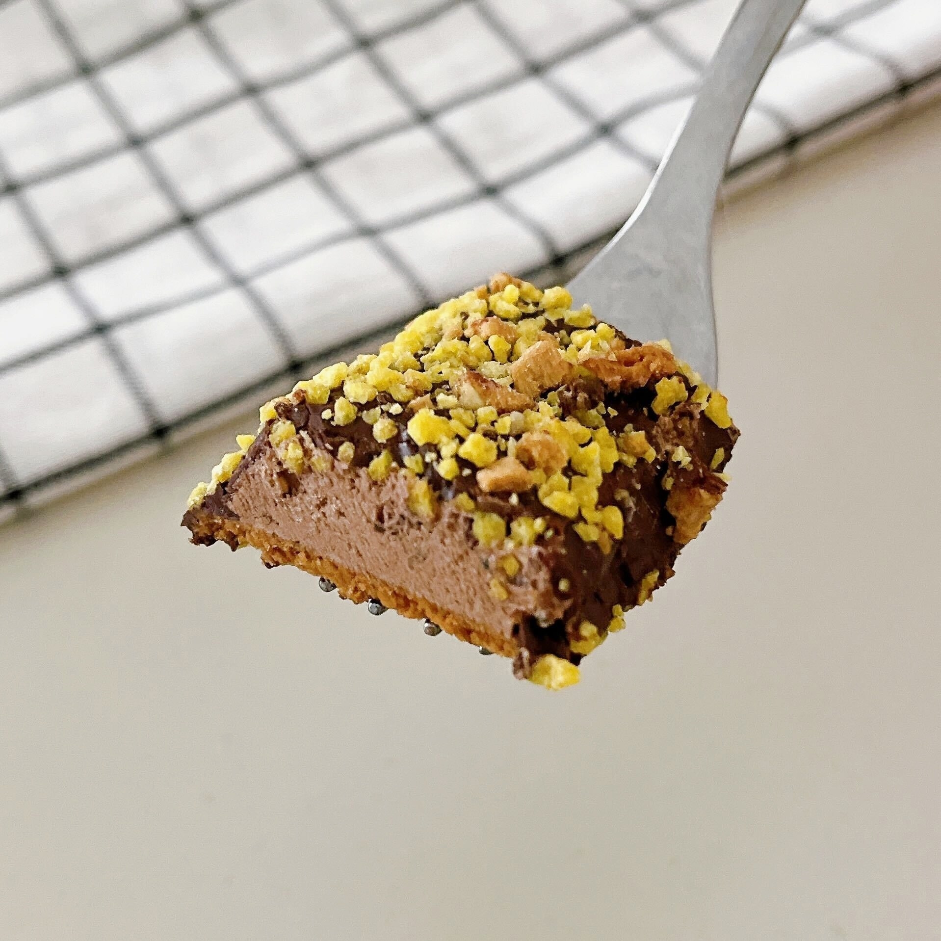 LAWSON(ローソン)のオススメのスイーツ「ザクチョコバー」