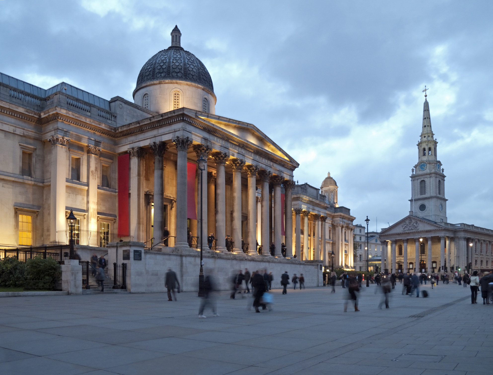 The National Gallery in London at dusk