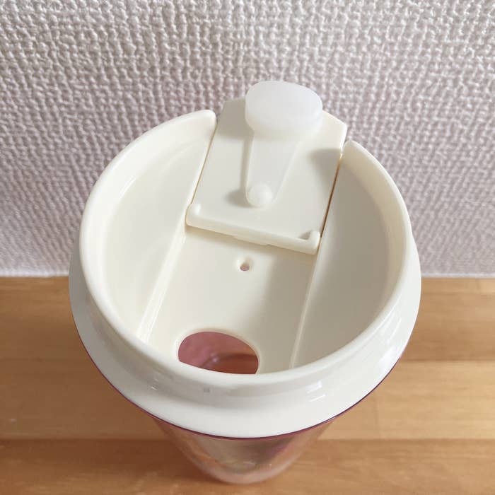 ディズニーランドとシーのおすすめ雑貨「スーベニアタンブラー」