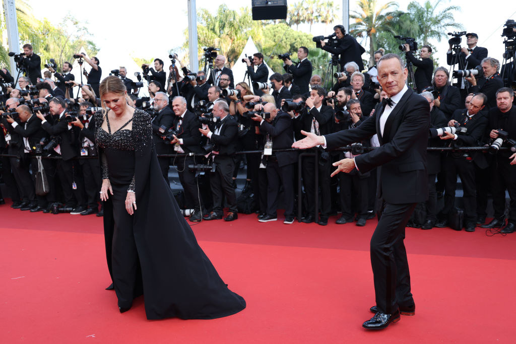 Rita Wilson and Tom Hanks on the red carpet