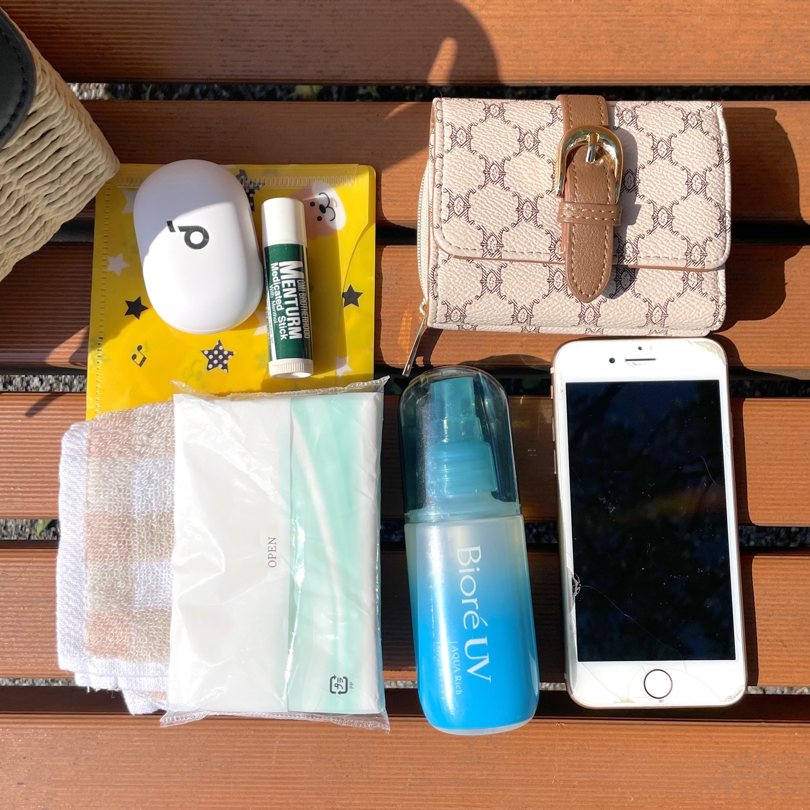 Honeys（ハニーズ）のおすすめバッグ「雑材ワンハンドルBag」