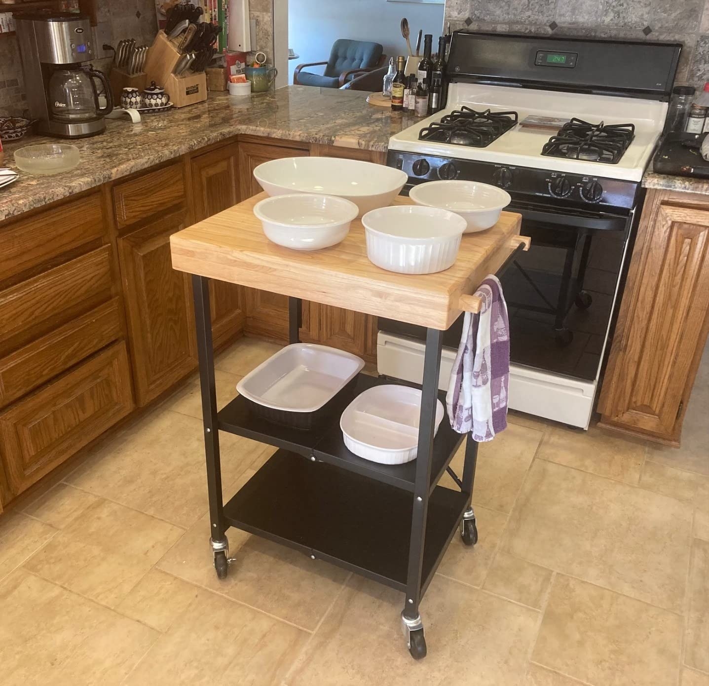 Reviewer photo of the kitchen cart