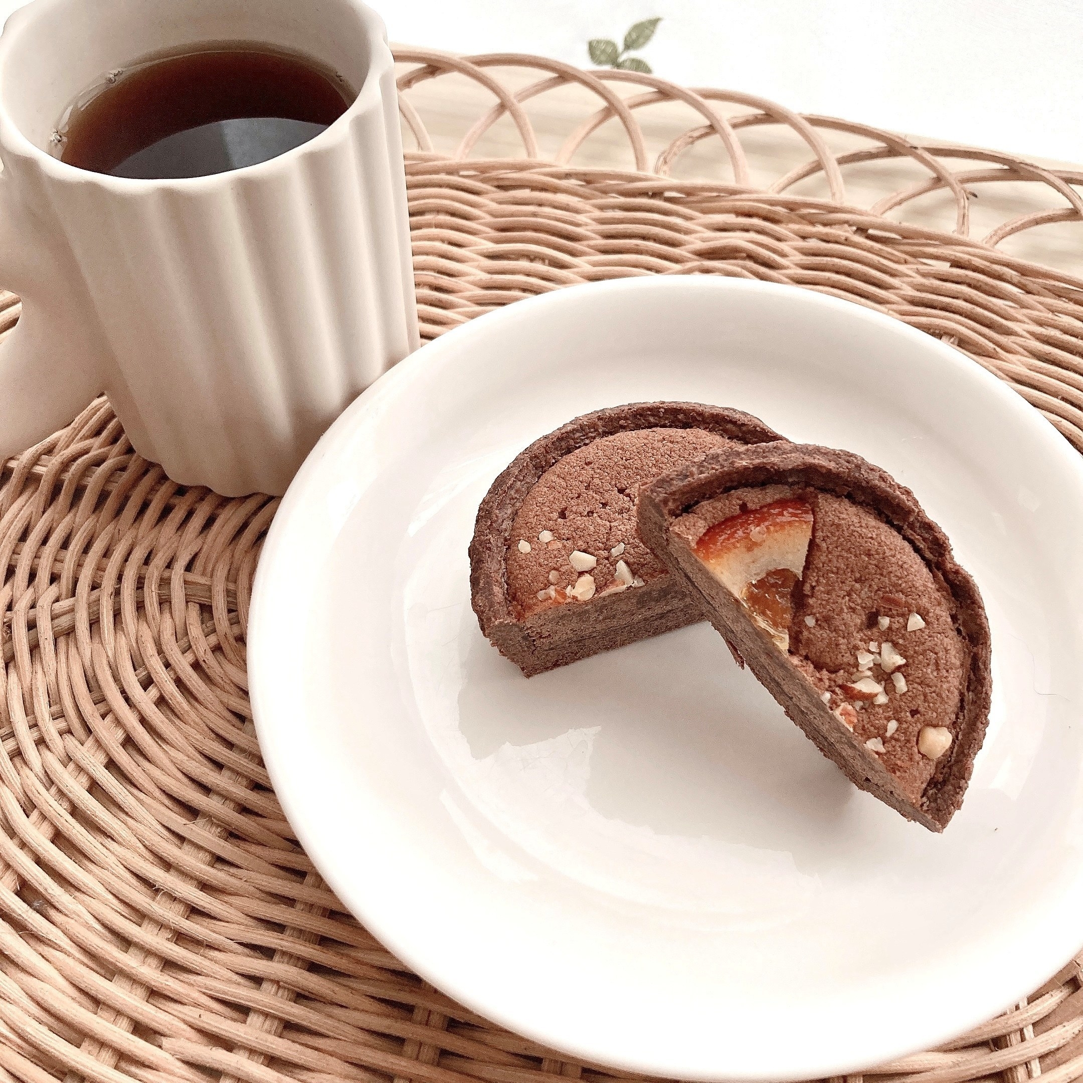 無印良品のおすすめのフード「オレンジとアーモンドのチョコタルト」