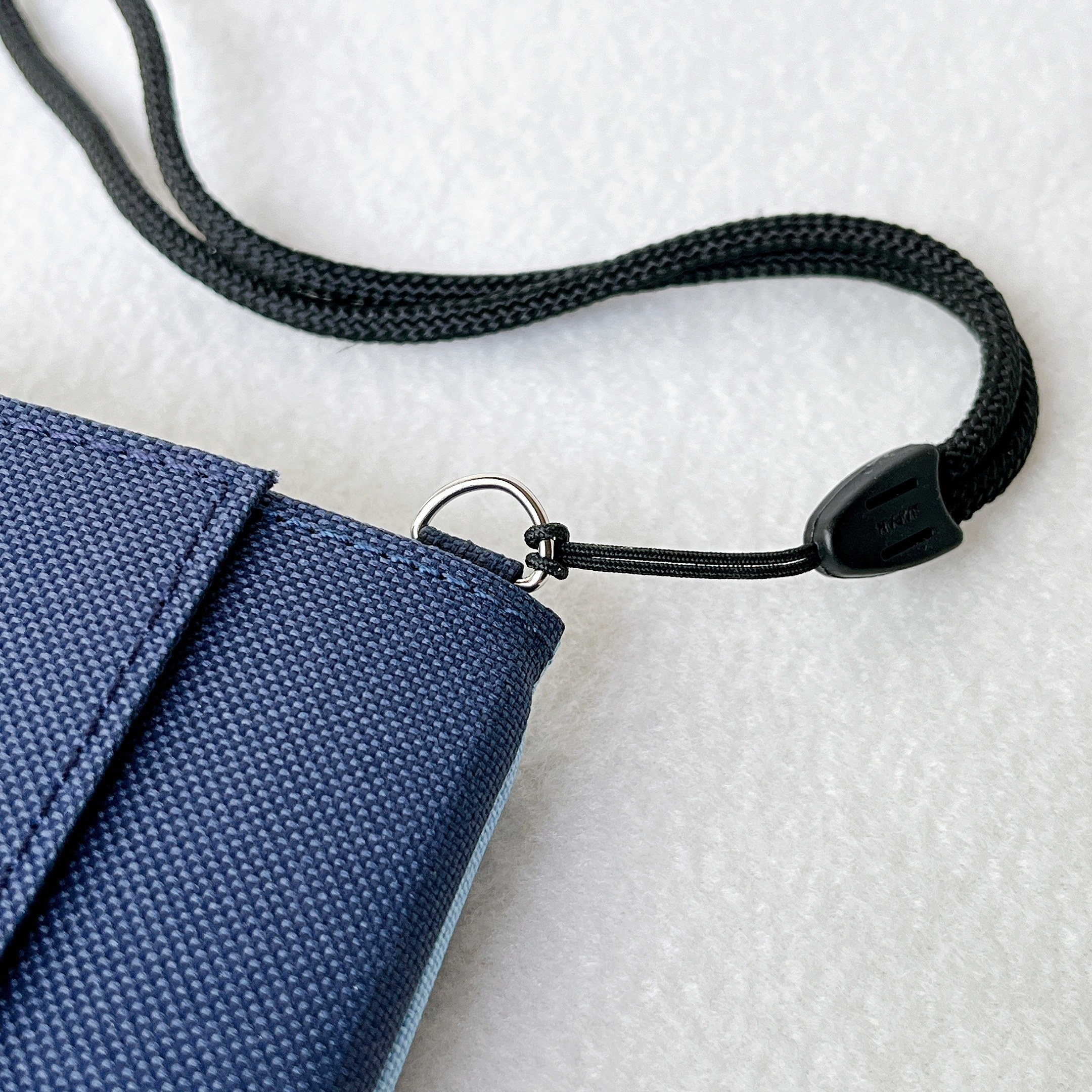 HANDS（ハンズ）のおすすめ旅行用品「近畿日本ツーリスト×ハンズ トラベルWウォレット」