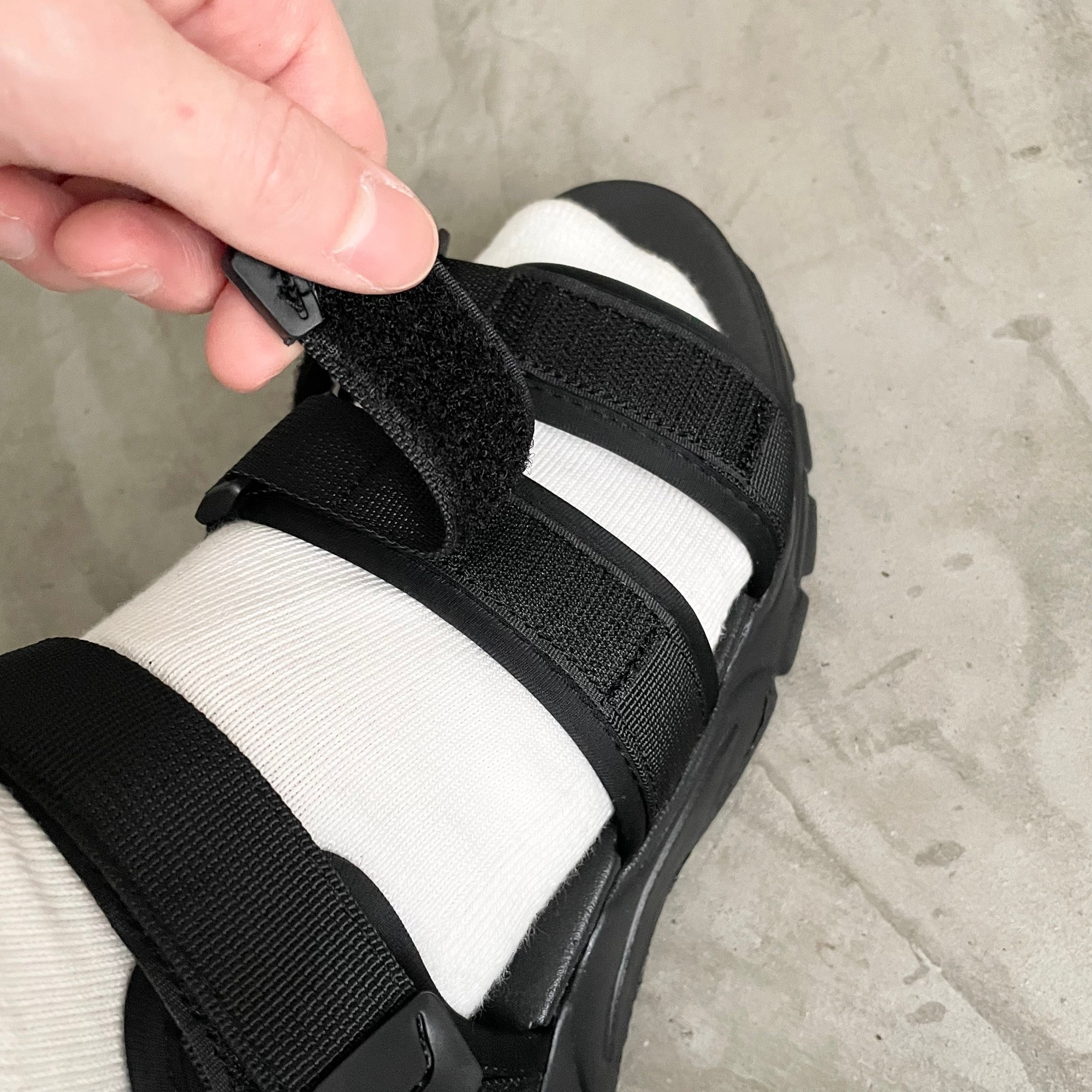 GLOBAL WORK（グローバルワーク）のおすすめのメンズアイテム「らくエアスポーツサンダル」