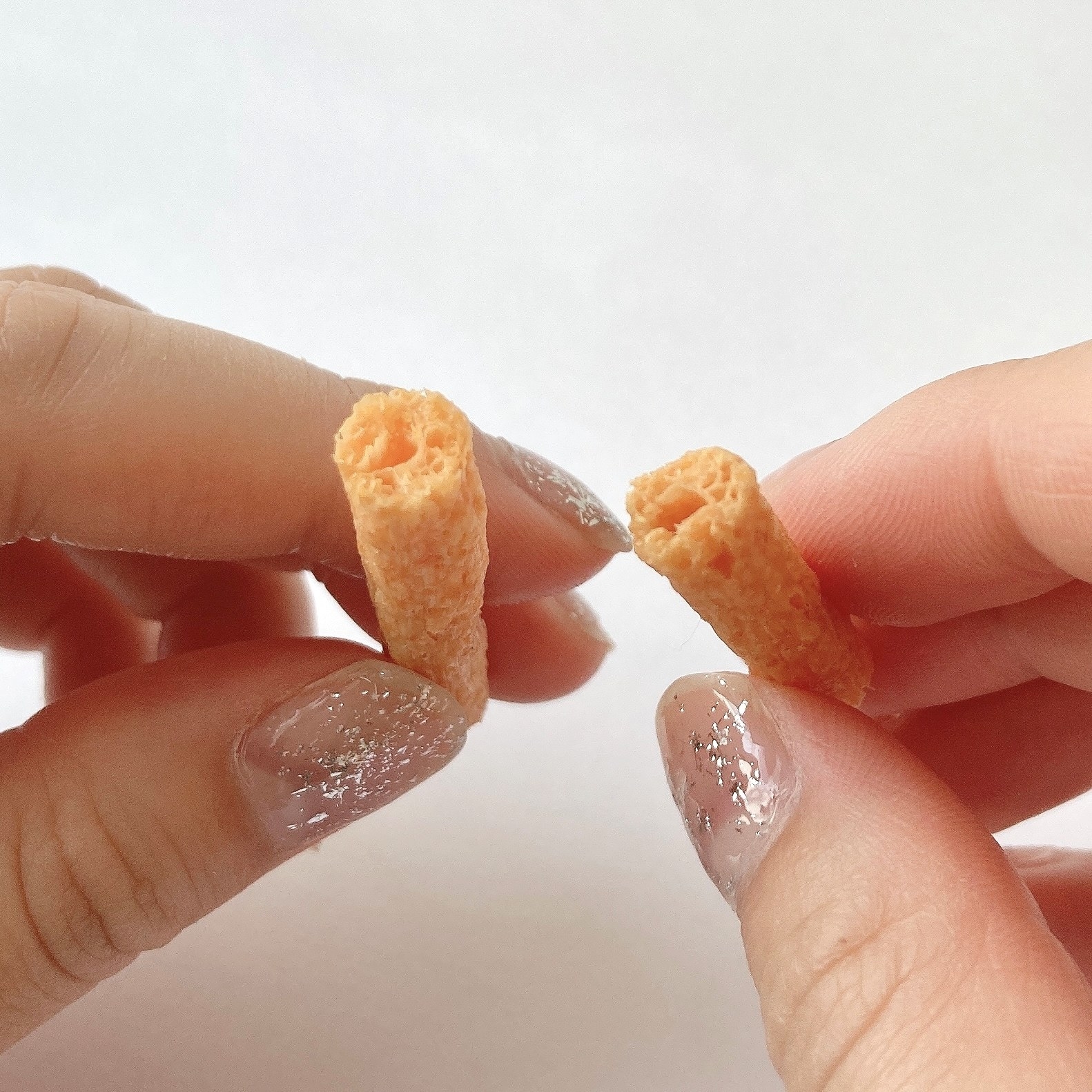 セブン-イレブンのオススメのスナック「7P ガリザクスティック焼きチーズ味」