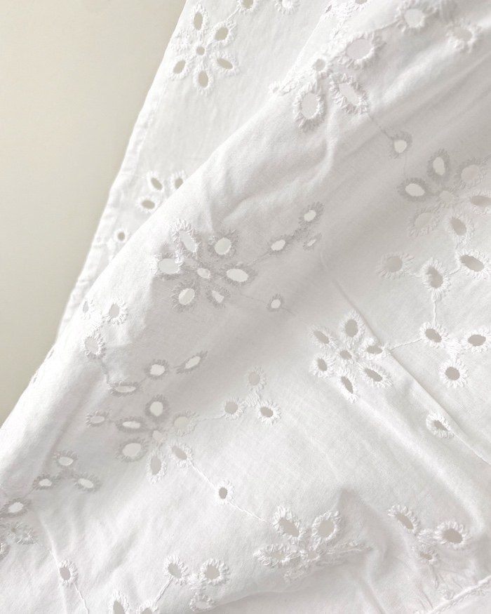 GUのオススメのスカート「コットンレースフレアロングスカート+E」