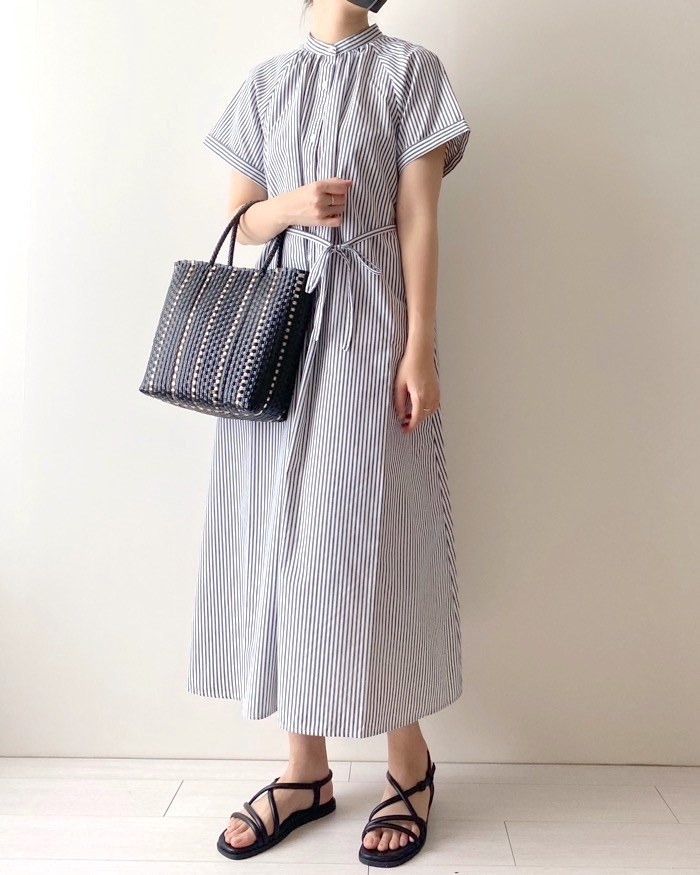 GUのオススメのファッション「ストライプバンドカラーシャツワンピース(半袖）」