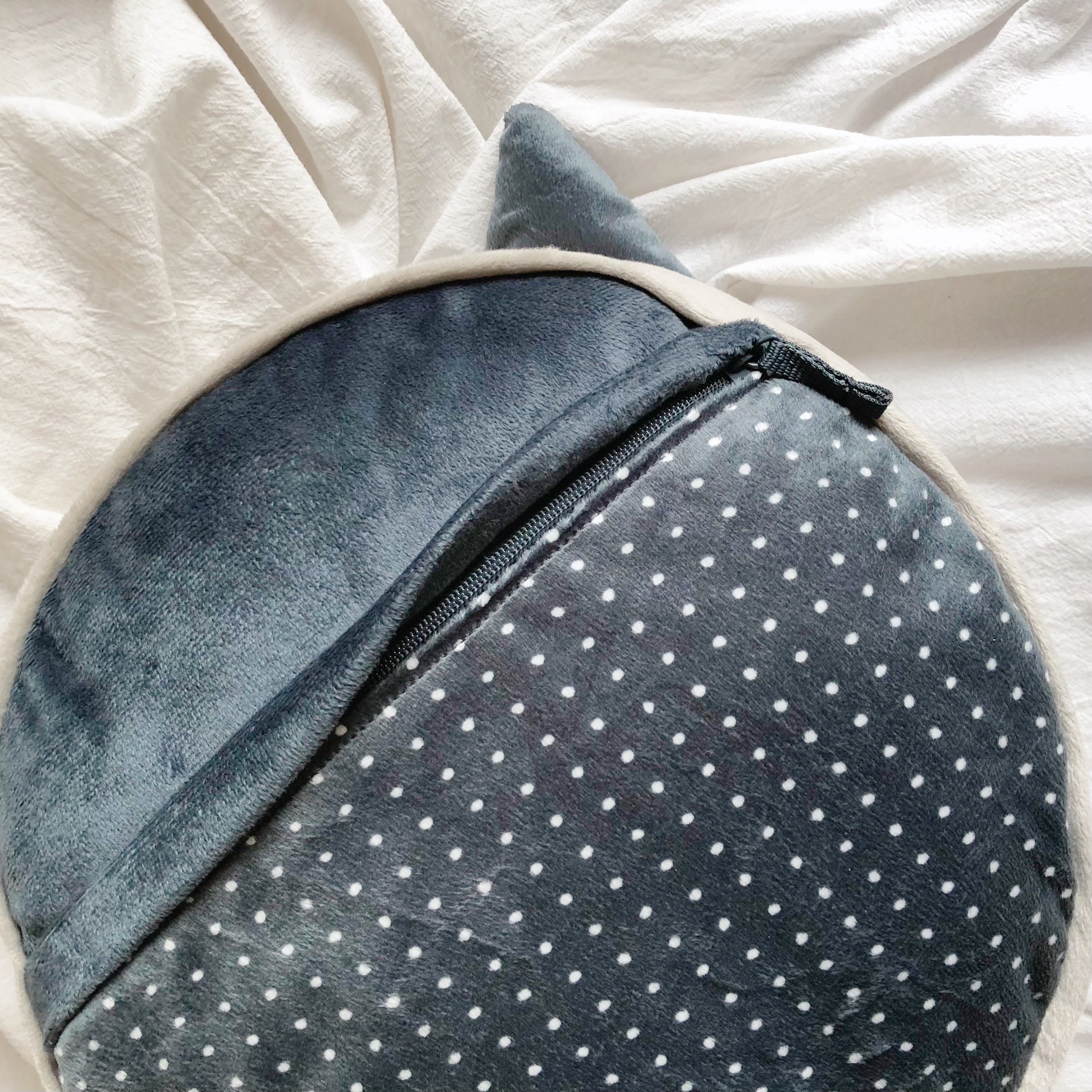 IKEA(イケア)のオススメのインテリア雑貨「BARNDRÖM バーンドローム クッション」