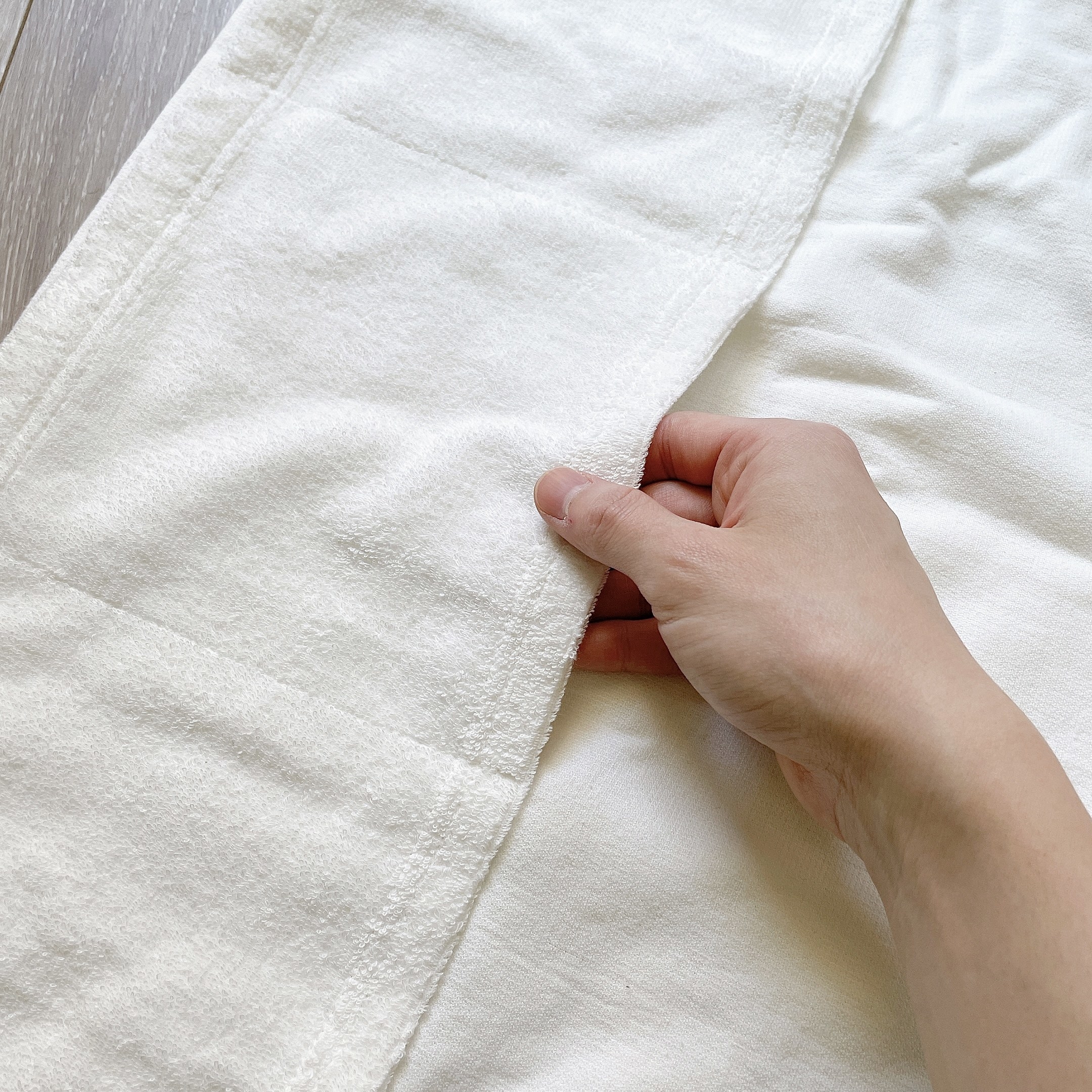 LOFT（ロフト）のおすすめのアイテム「着るタオル ホワイト」