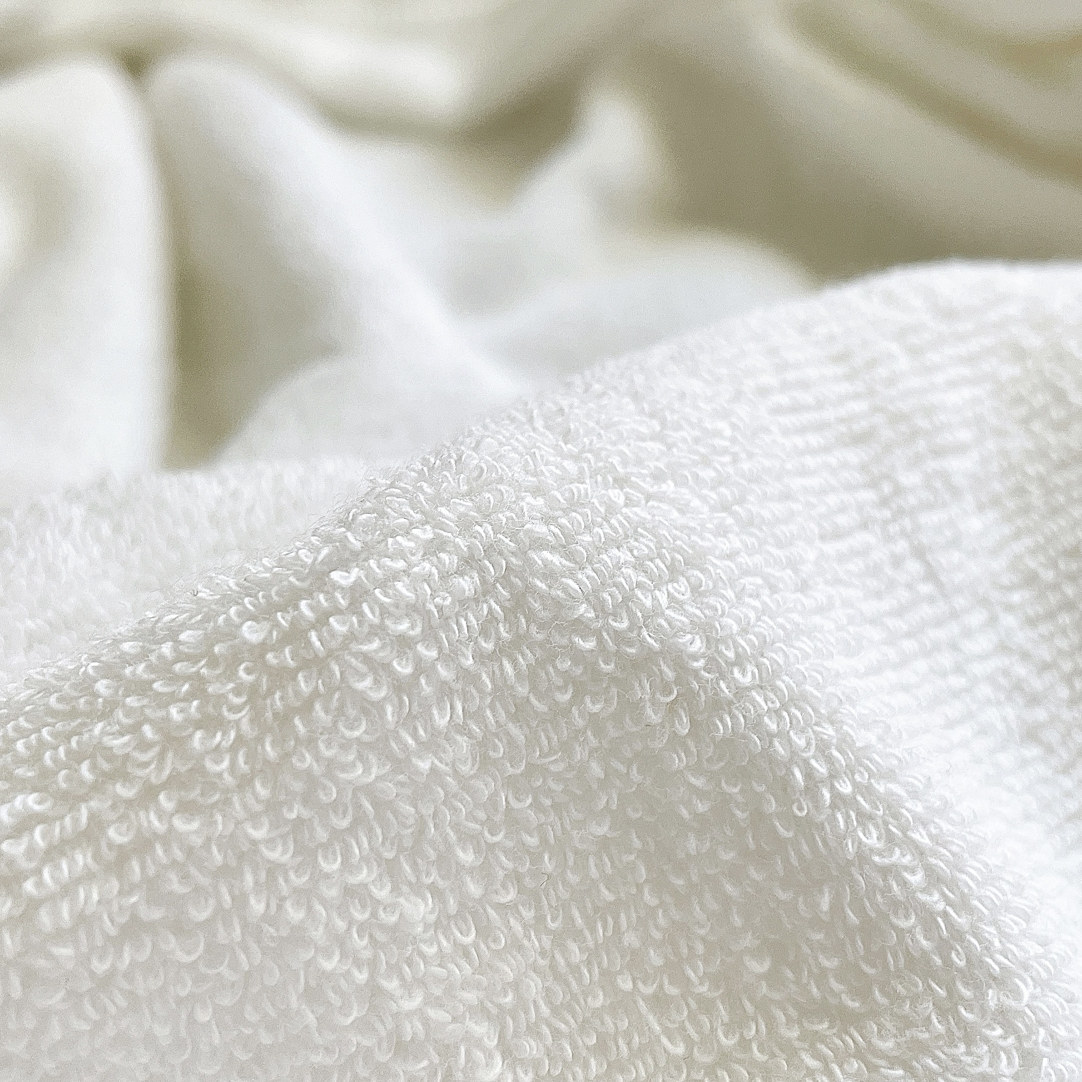 LOFT（ロフト）のおすすめのアイテム「着るタオル ホワイト」