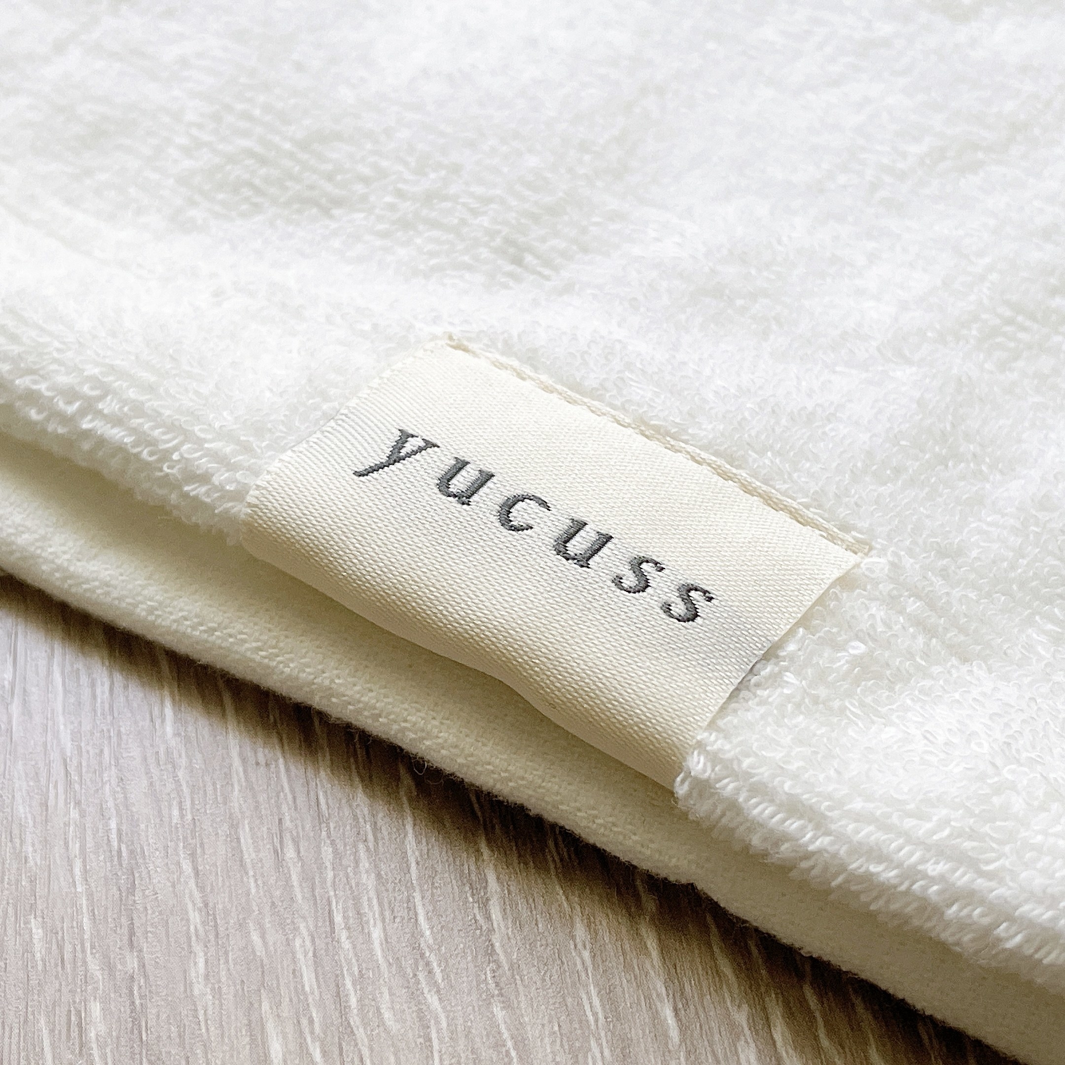 LOFT（ロフト）のおすすめのアイテム「着るタオル ホワイト」