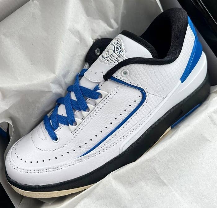 Air Jordan 2 II Low Women&#x27;s Varsity Royal Release Date DX4401-104 Profile