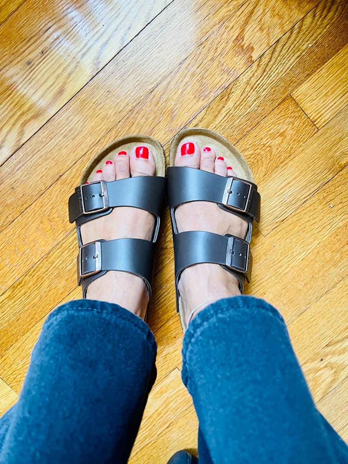 Buzzfeed 2025 amazon sandals