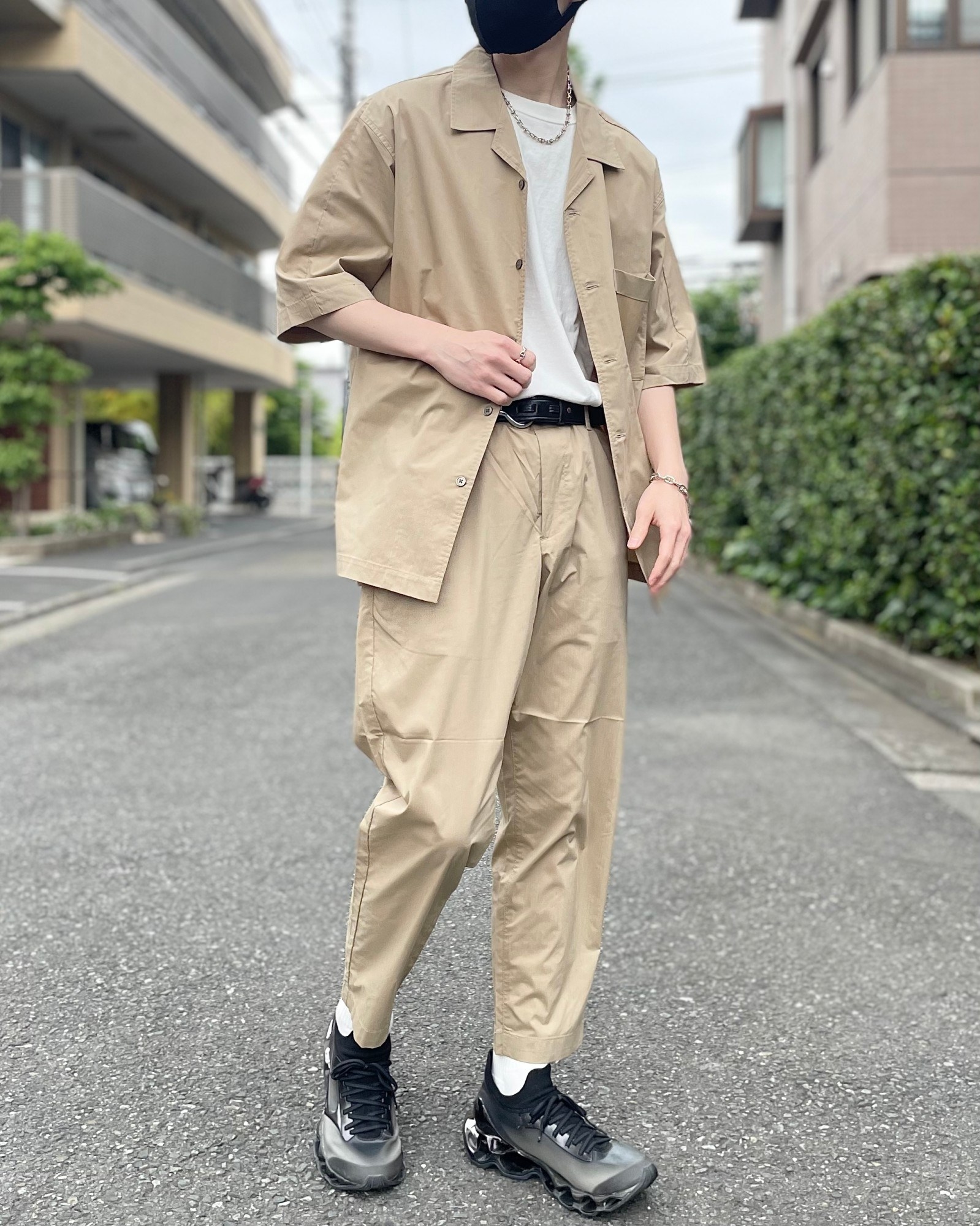 GLOBAL WORK(グローバルワーク)のおすすめのメンズアイテム「エアかるイージーパンツ」のコーディネート