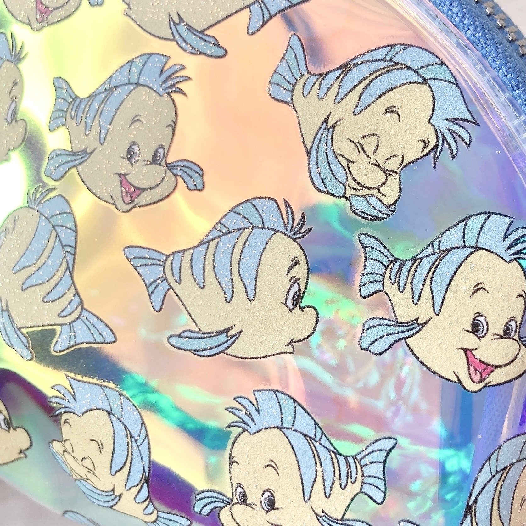 PLAZA（プラザ）で見つけたオススメのポーチ「SKINNYDIP スキニーディップ DISNEY シェルポーチ」