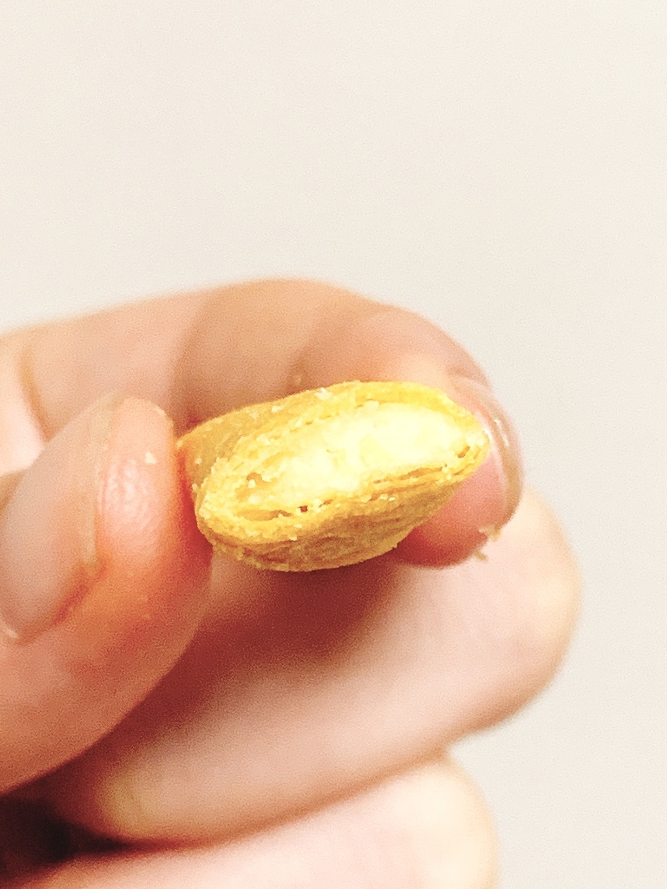 カルディのオススメの商品「ガヴォット ミニクレープ ブルサンクリーム」