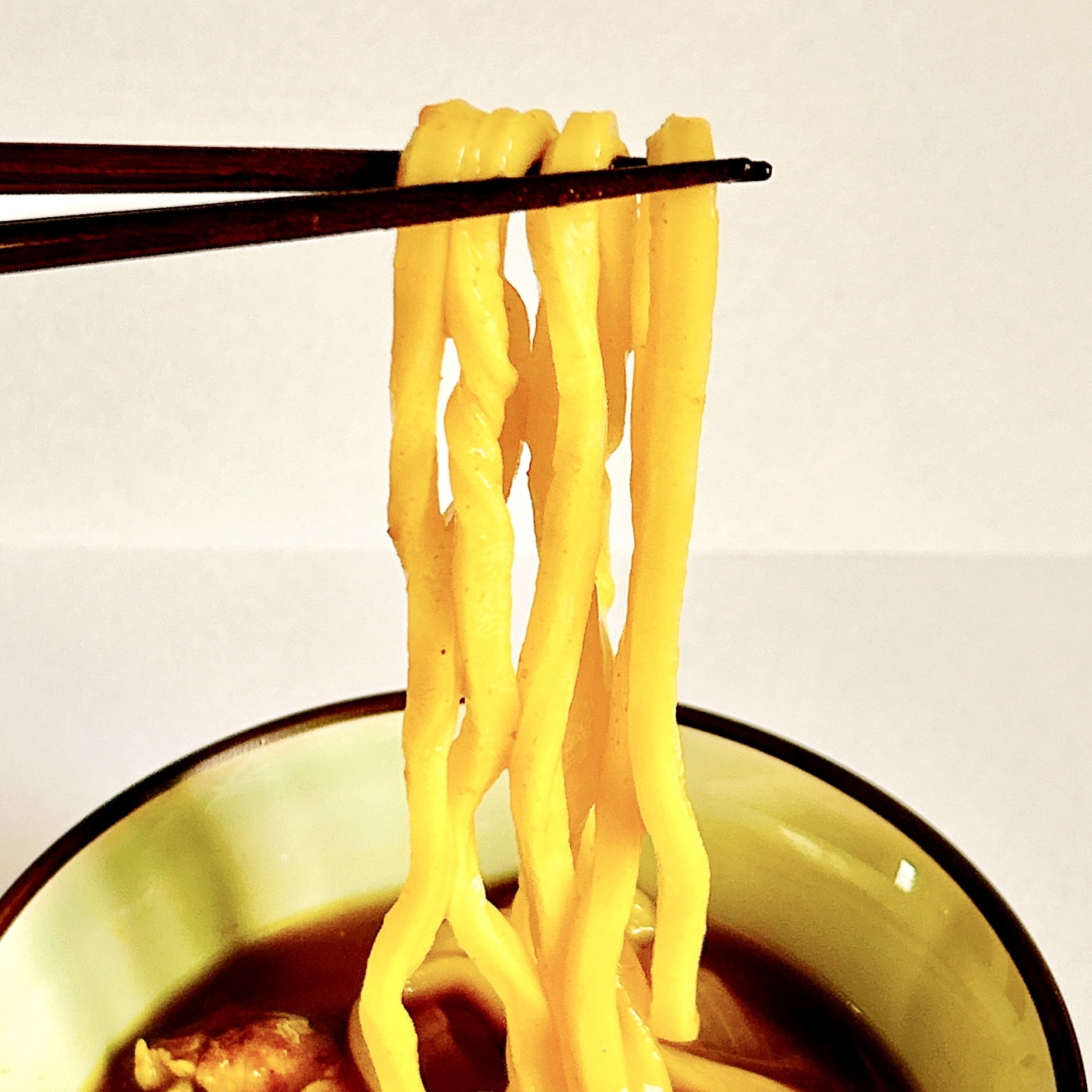 セブン‐イレブンのオススメのの冷凍食品「7プレミアム 豚カレーうどん」