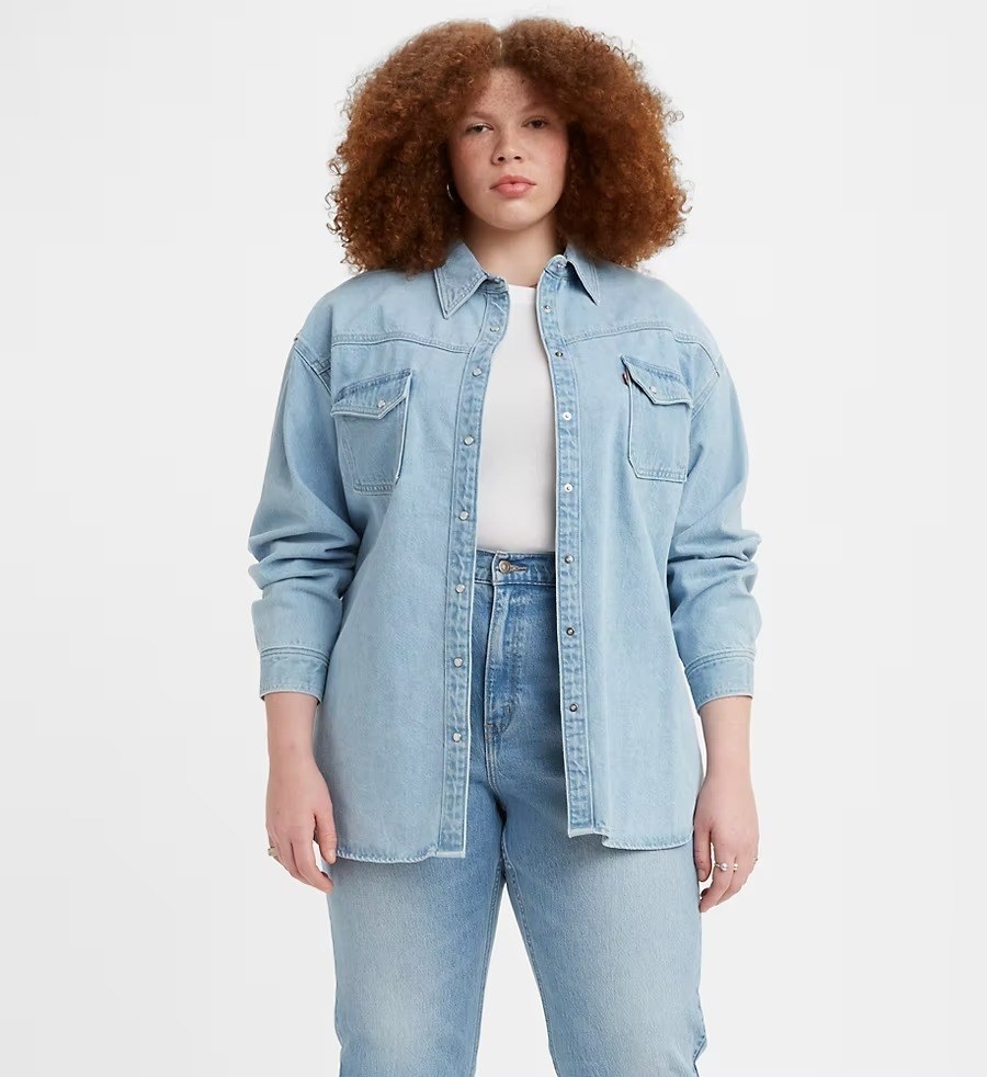 A model in the light wash top